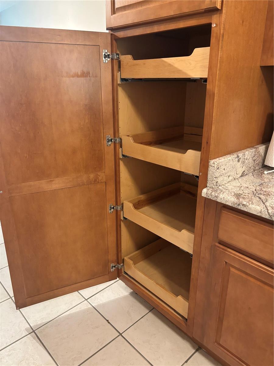 Image 9 of 21 For 5400 Park Street N 108