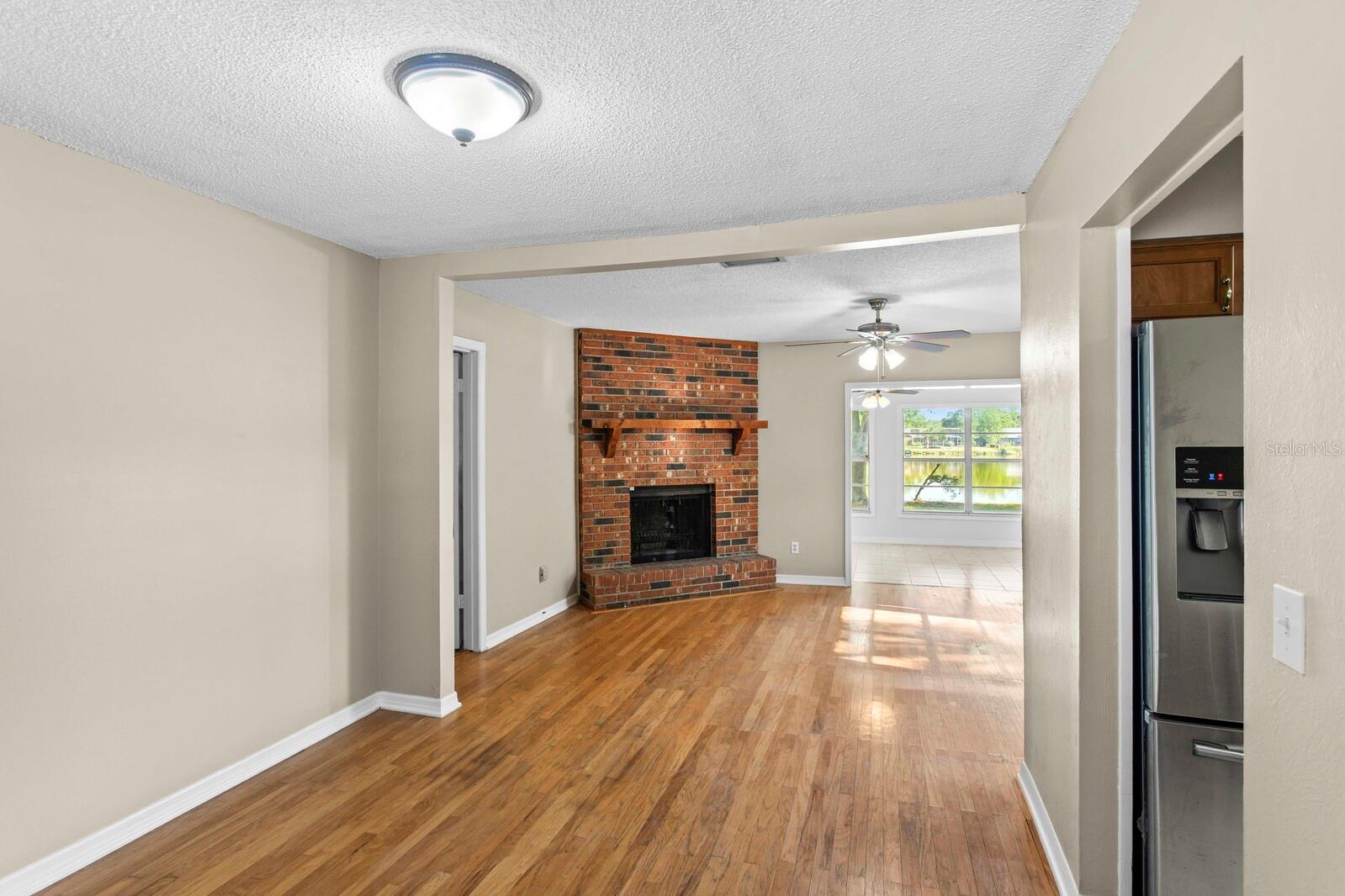 Image 13 of 61 For 9608 Springbrook Drive