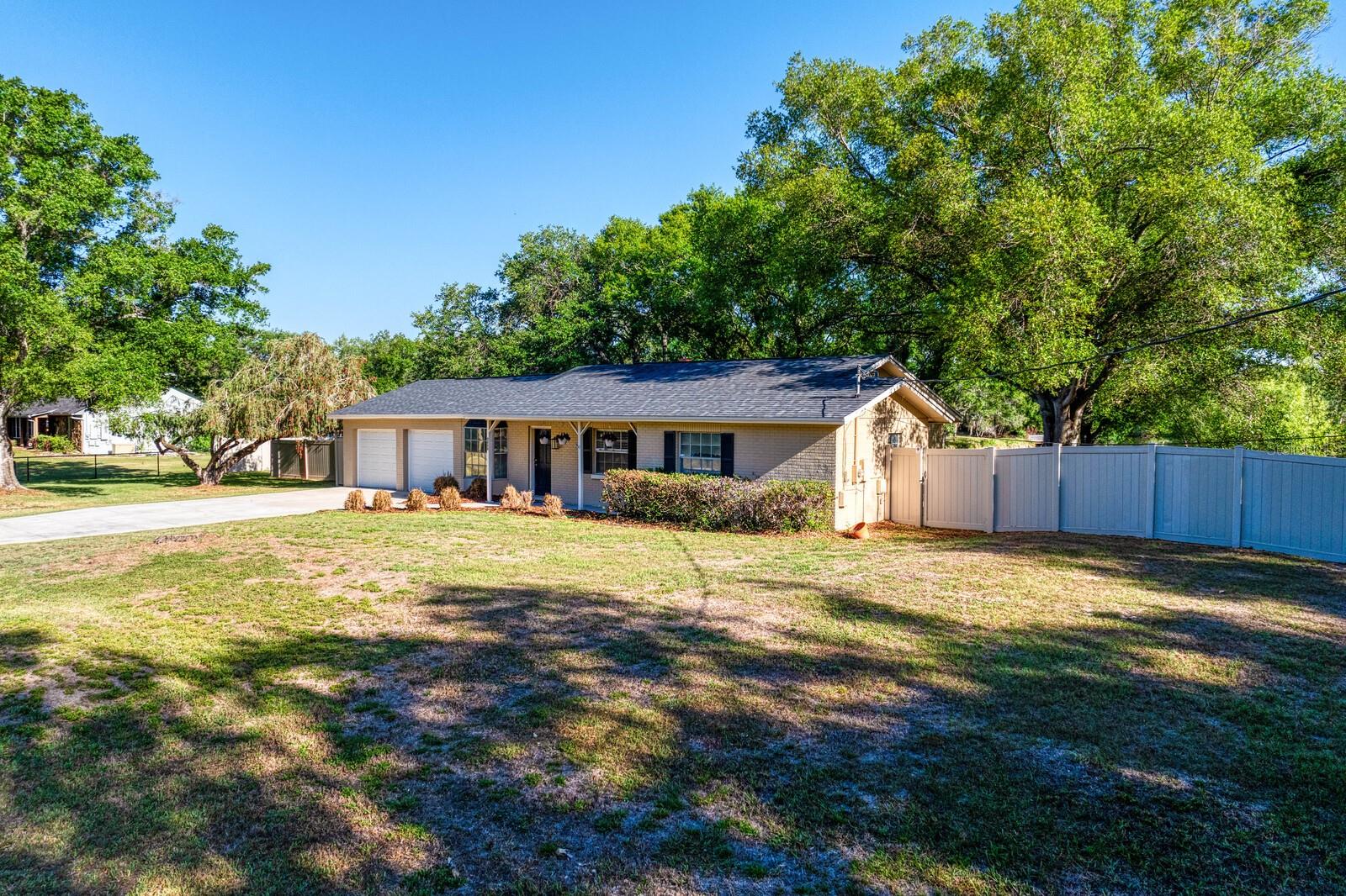 Image 40 of 61 For 9608 Springbrook Drive