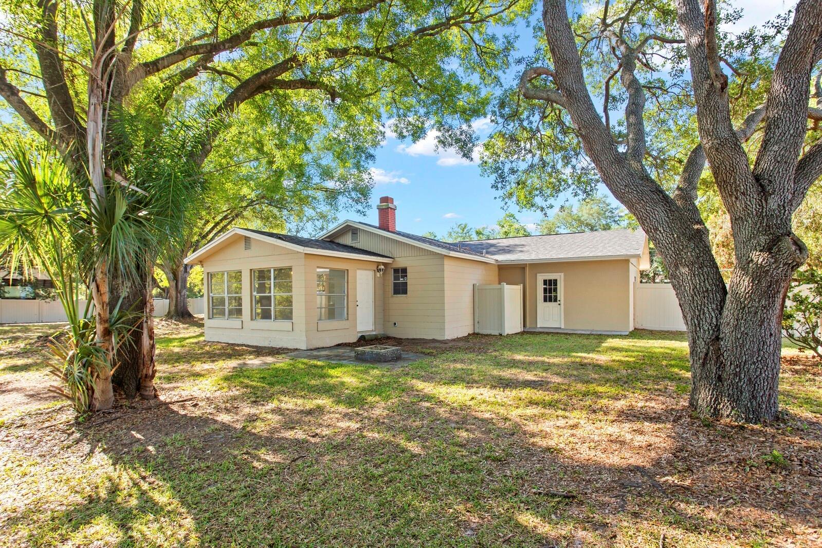 Image 6 of 61 For 9608 Springbrook Drive