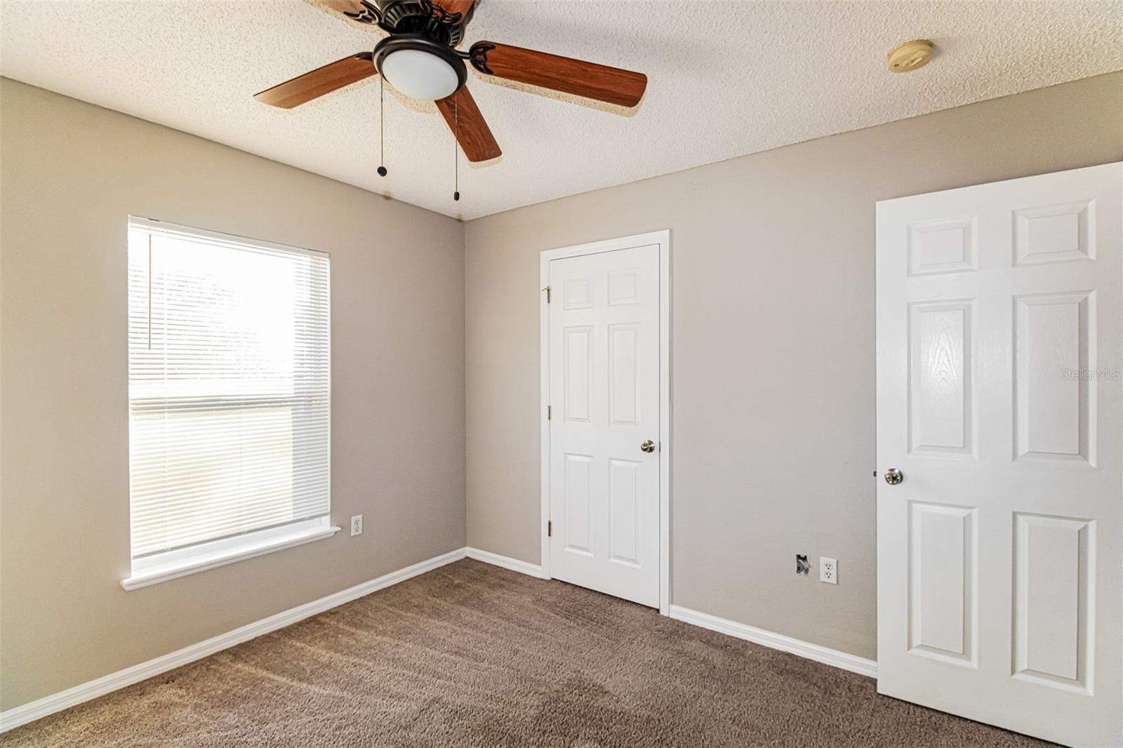 Image 26 of 30 For 6296 Landover Boulevard