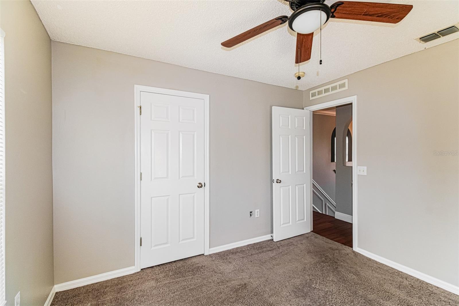 Image 27 of 30 For 6296 Landover Boulevard