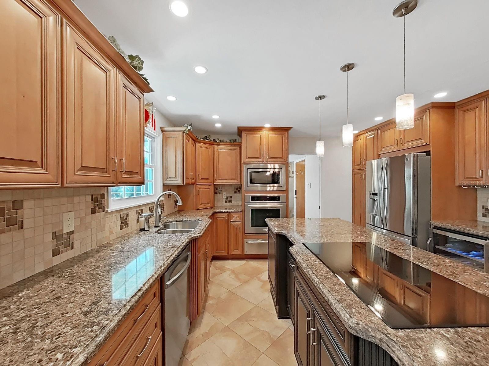 Image 11 of 55 For 7645 Harbor View Way