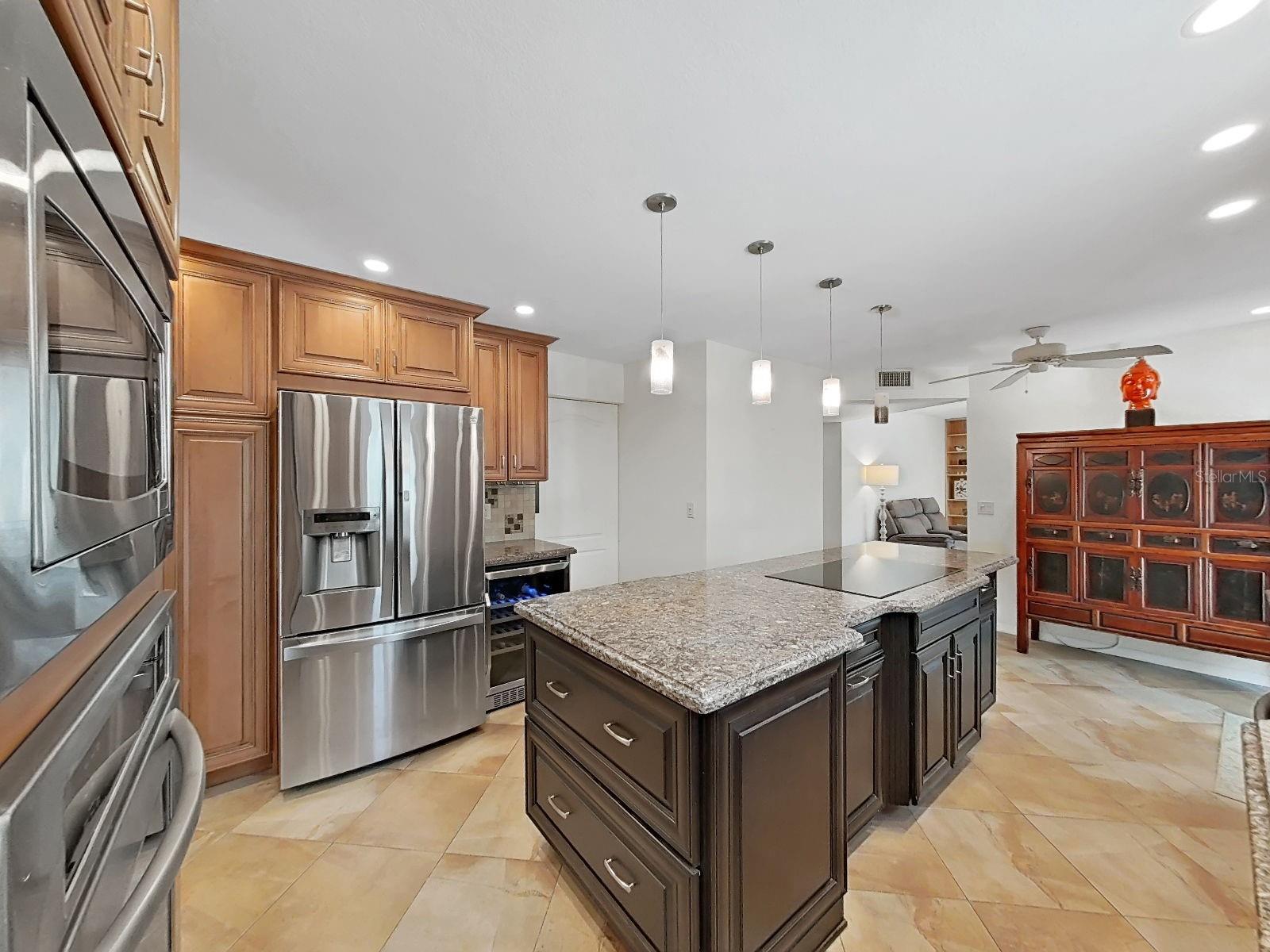 Image 13 of 55 For 7645 Harbor View Way