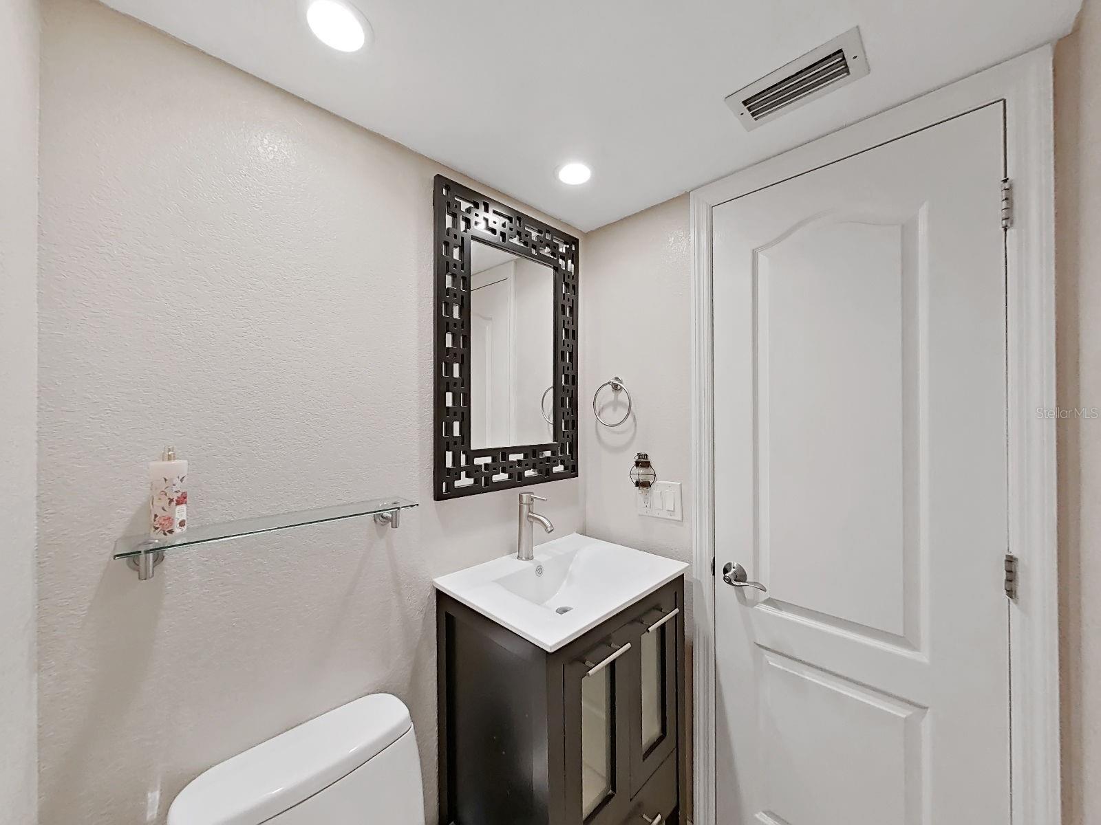 Image 18 of 55 For 7645 Harbor View Way