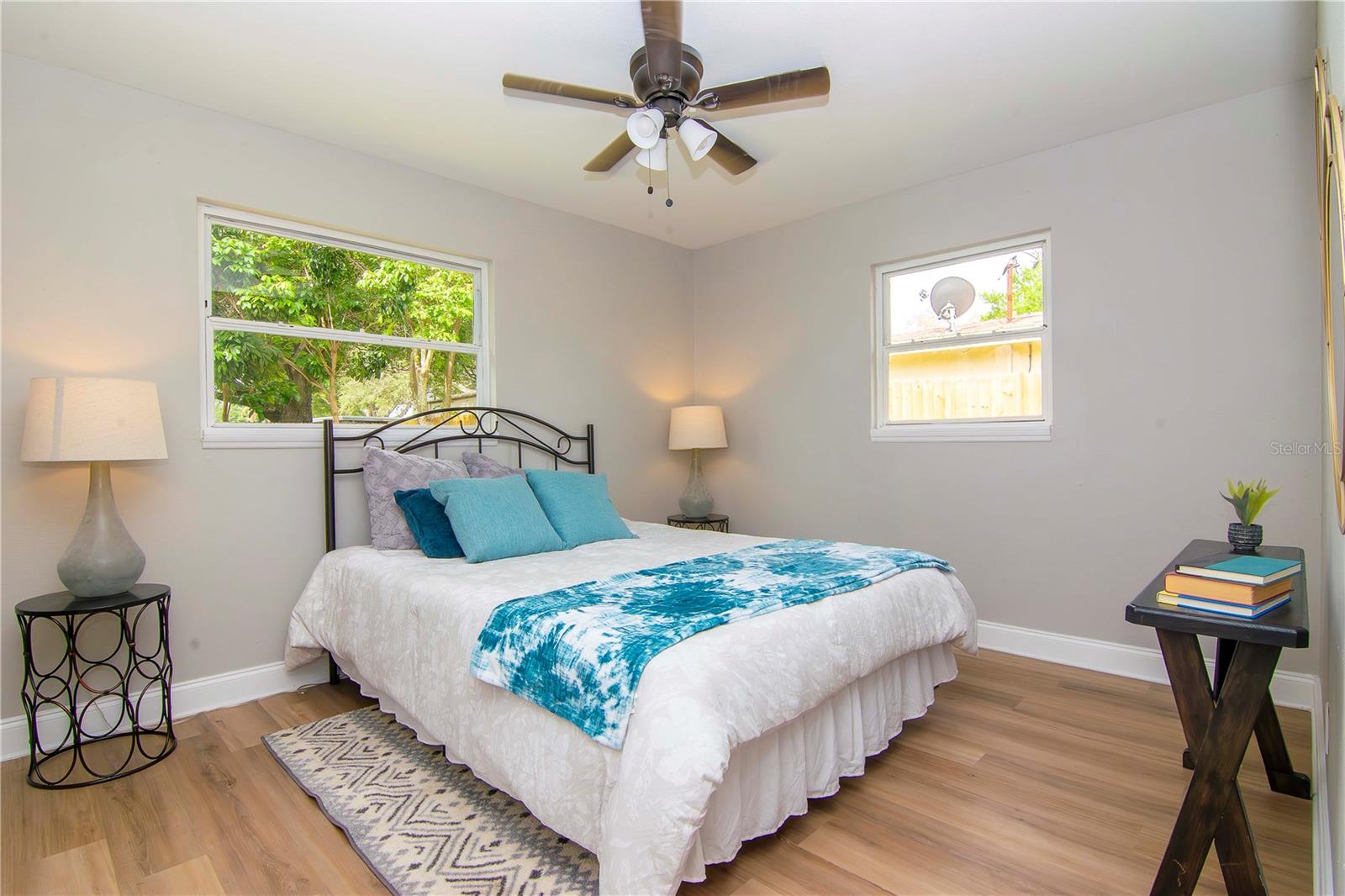 Listing photo id 14 for 3708 Tyson Avenue