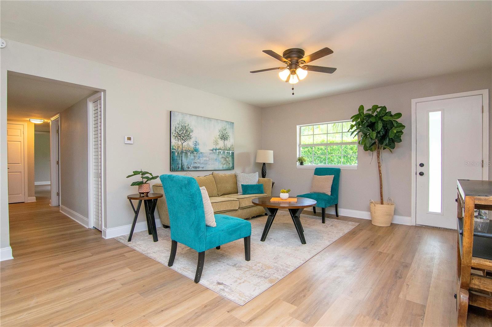 Listing photo id 4 for 3708 Tyson Avenue