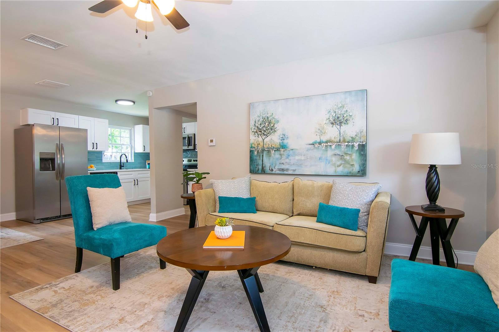 Listing photo id 7 for 3708 Tyson Avenue