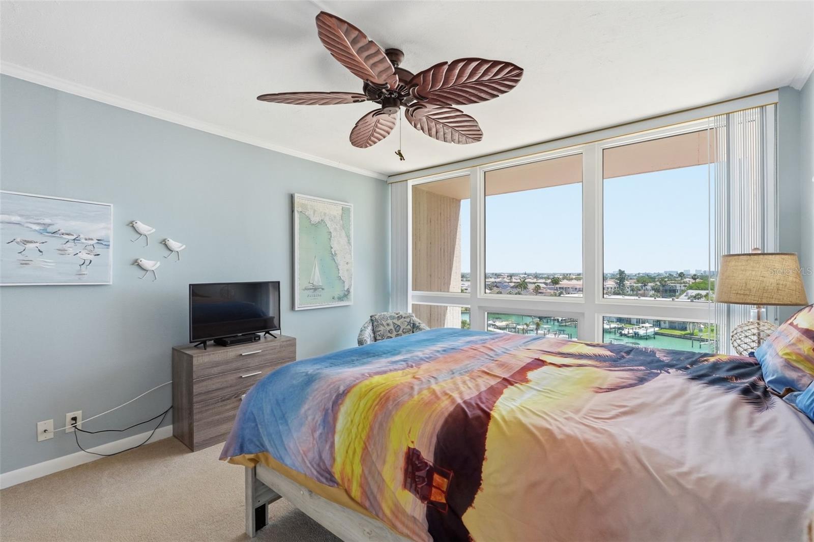 Image 20 of 33 For 1 Key Capri  608w