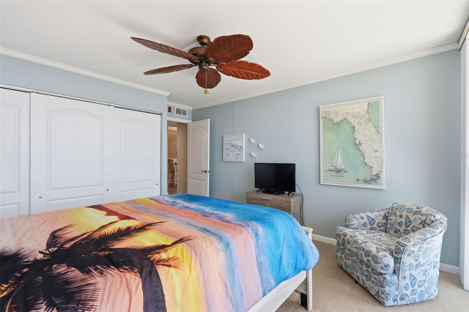 Image 21 of 33 For 1 Key Capri  608w