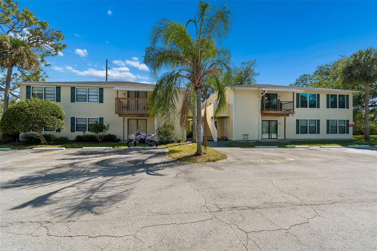 Details for 140 Hunter Lake Drive 8c, OLDSMAR, FL 34677