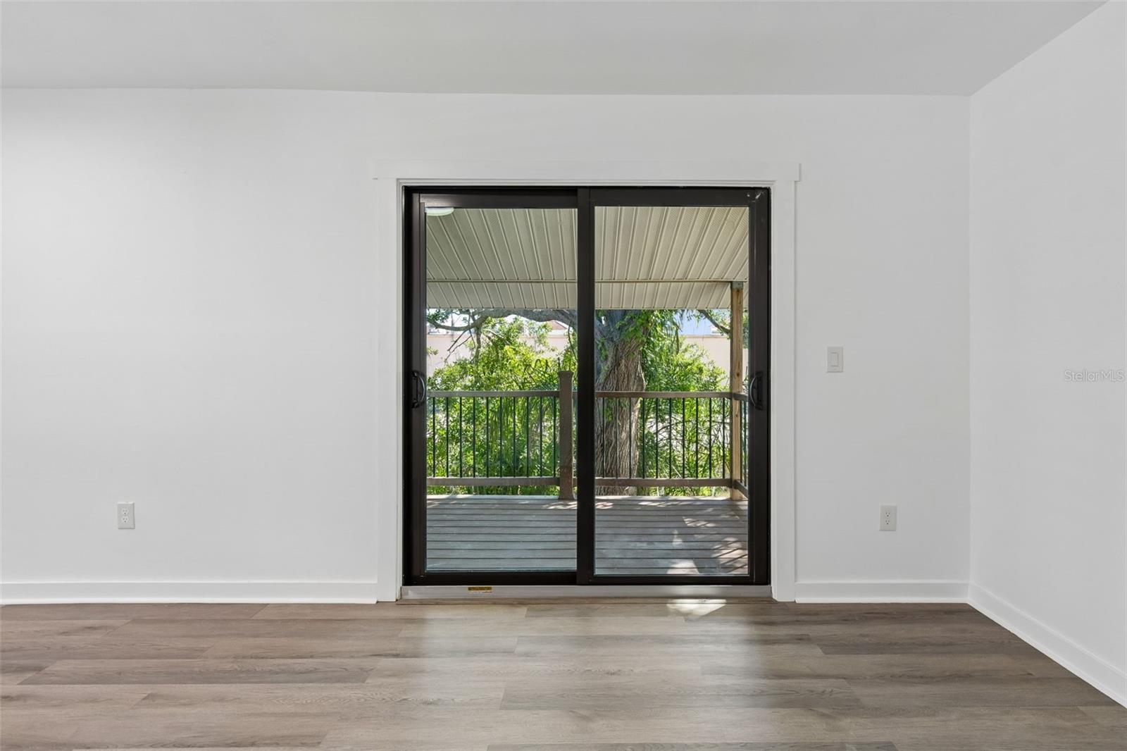 Image 15 of 82 For 140 Hunter Lake Drive 8c