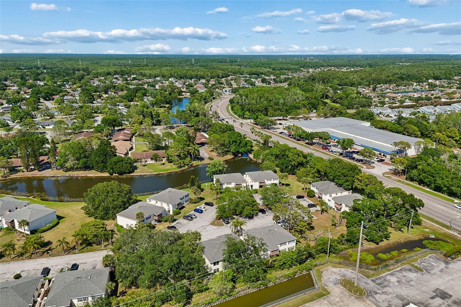 Image 55 of 82 For 140 Hunter Lake Drive 8c