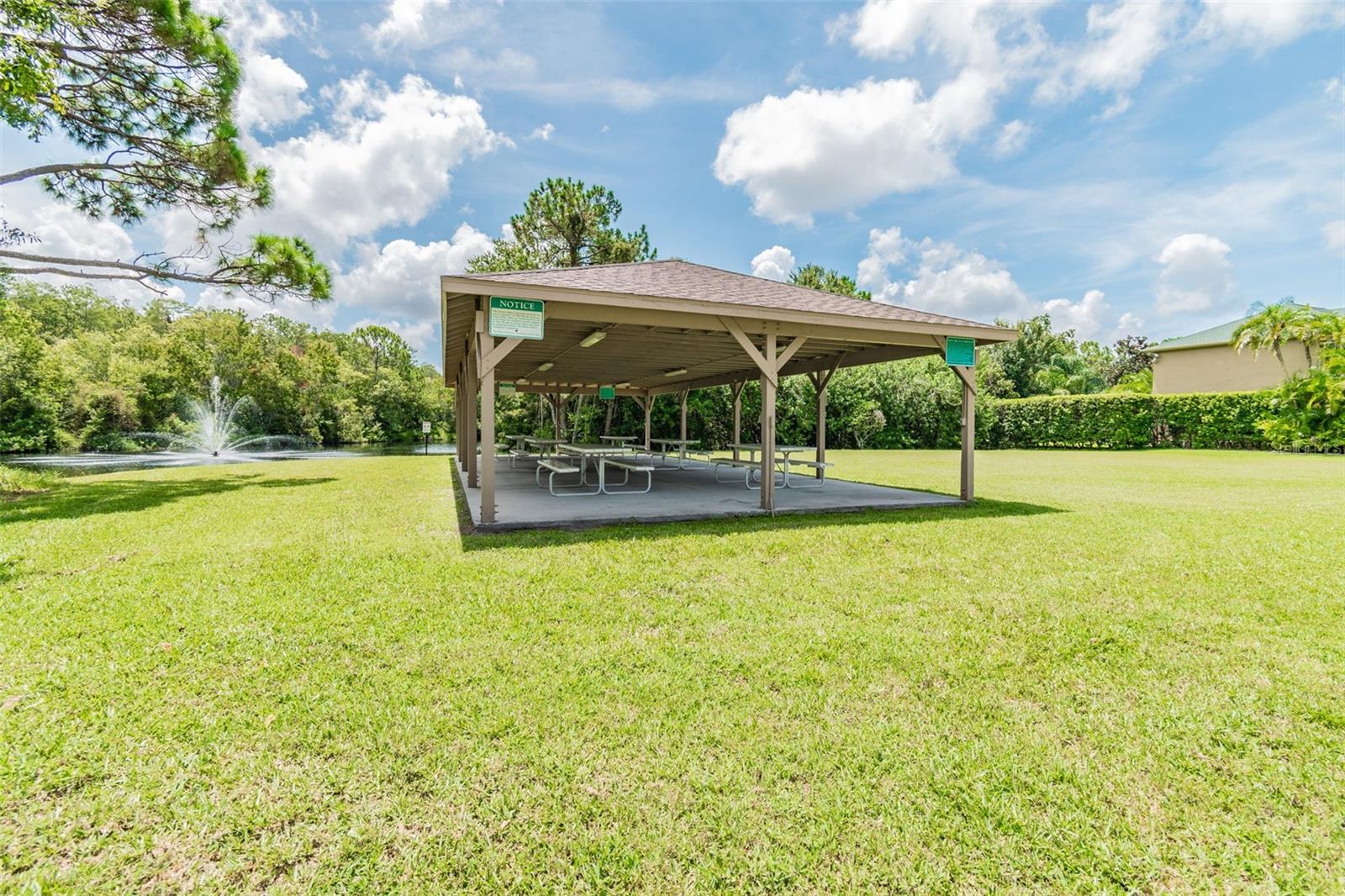 Image 66 of 82 For 140 Hunter Lake Drive 8c