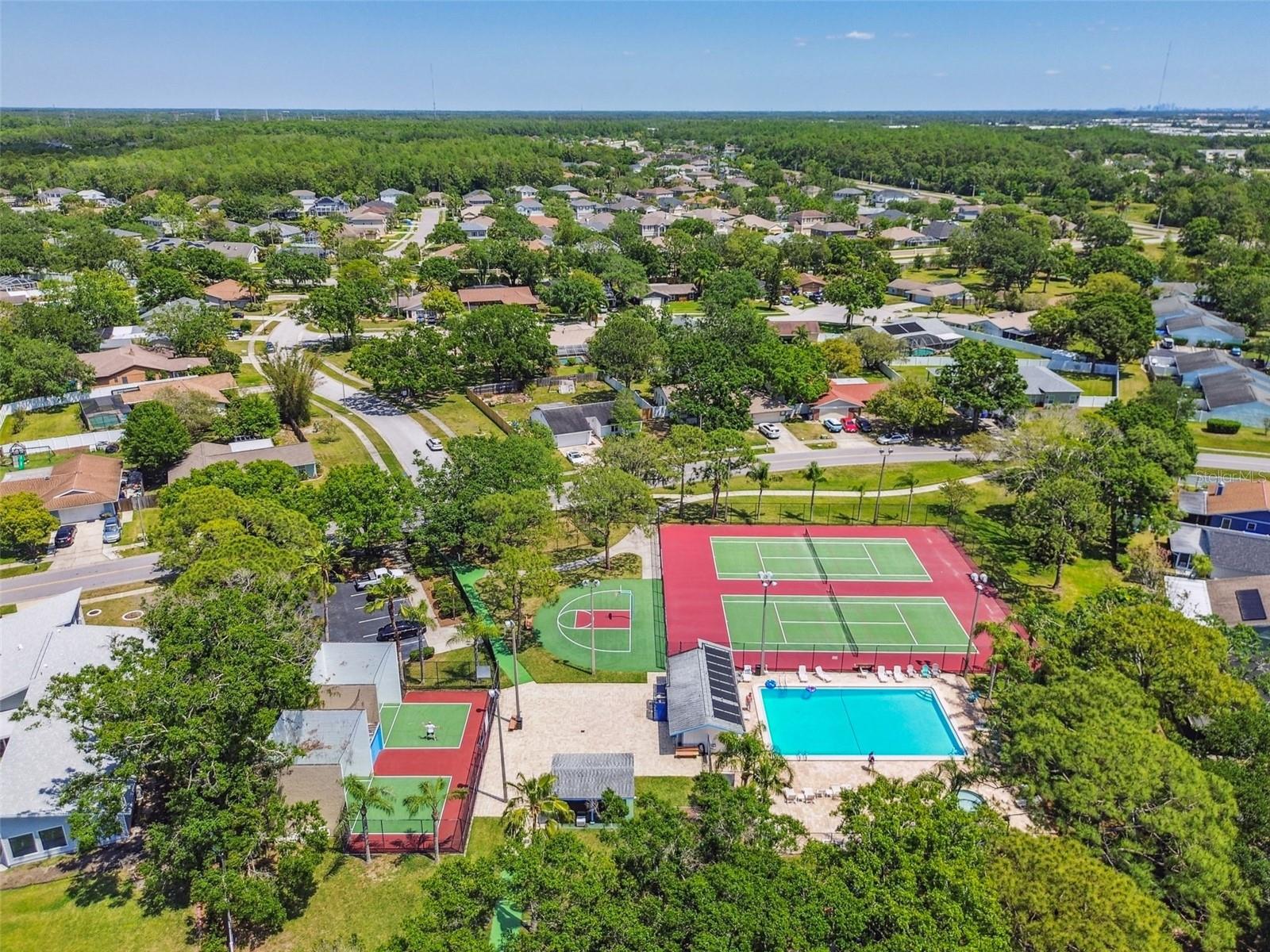 Image 71 of 82 For 140 Hunter Lake Drive 8c