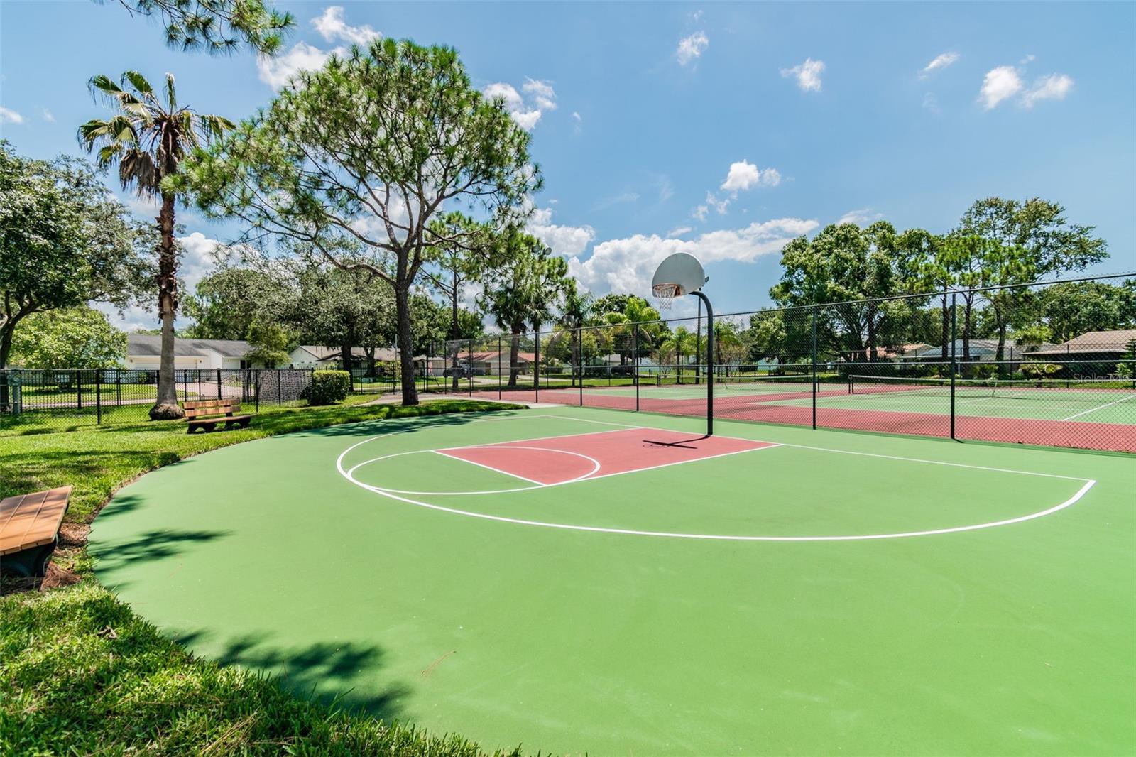 Image 73 of 82 For 140 Hunter Lake Drive 8c