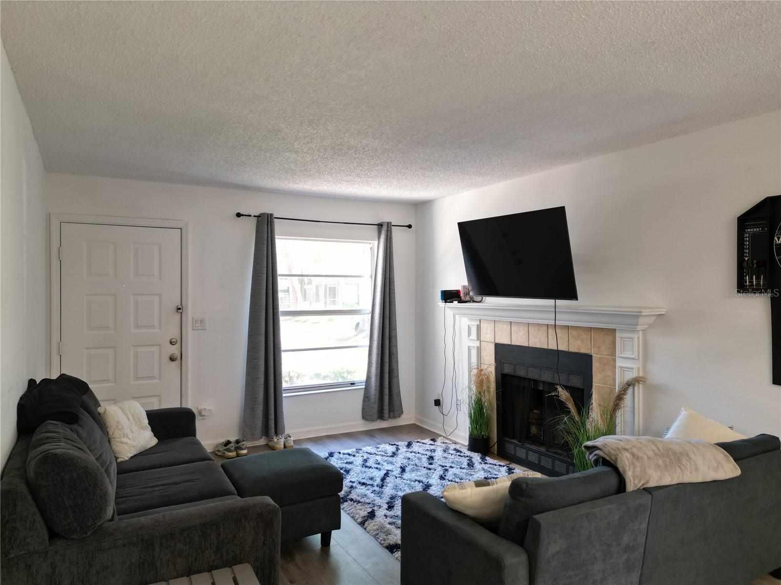 Image 6 of 17 For 4023 Dream Oak Place 104