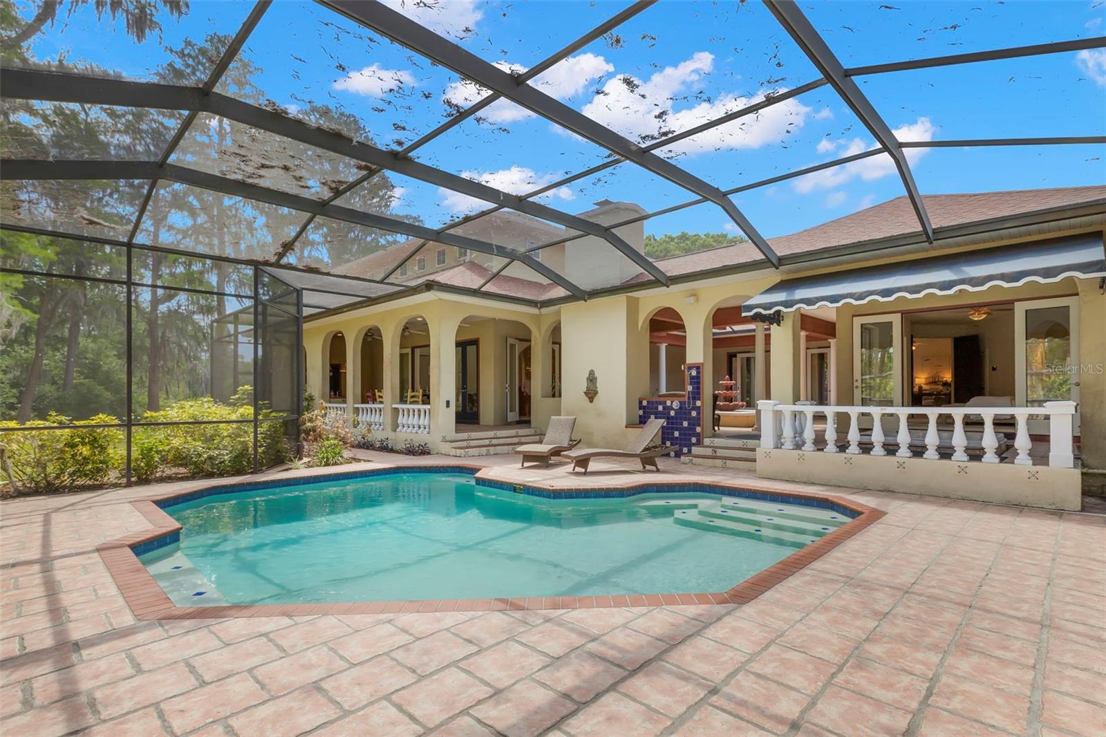 Image 19 of 66 For 19229 Blount Road