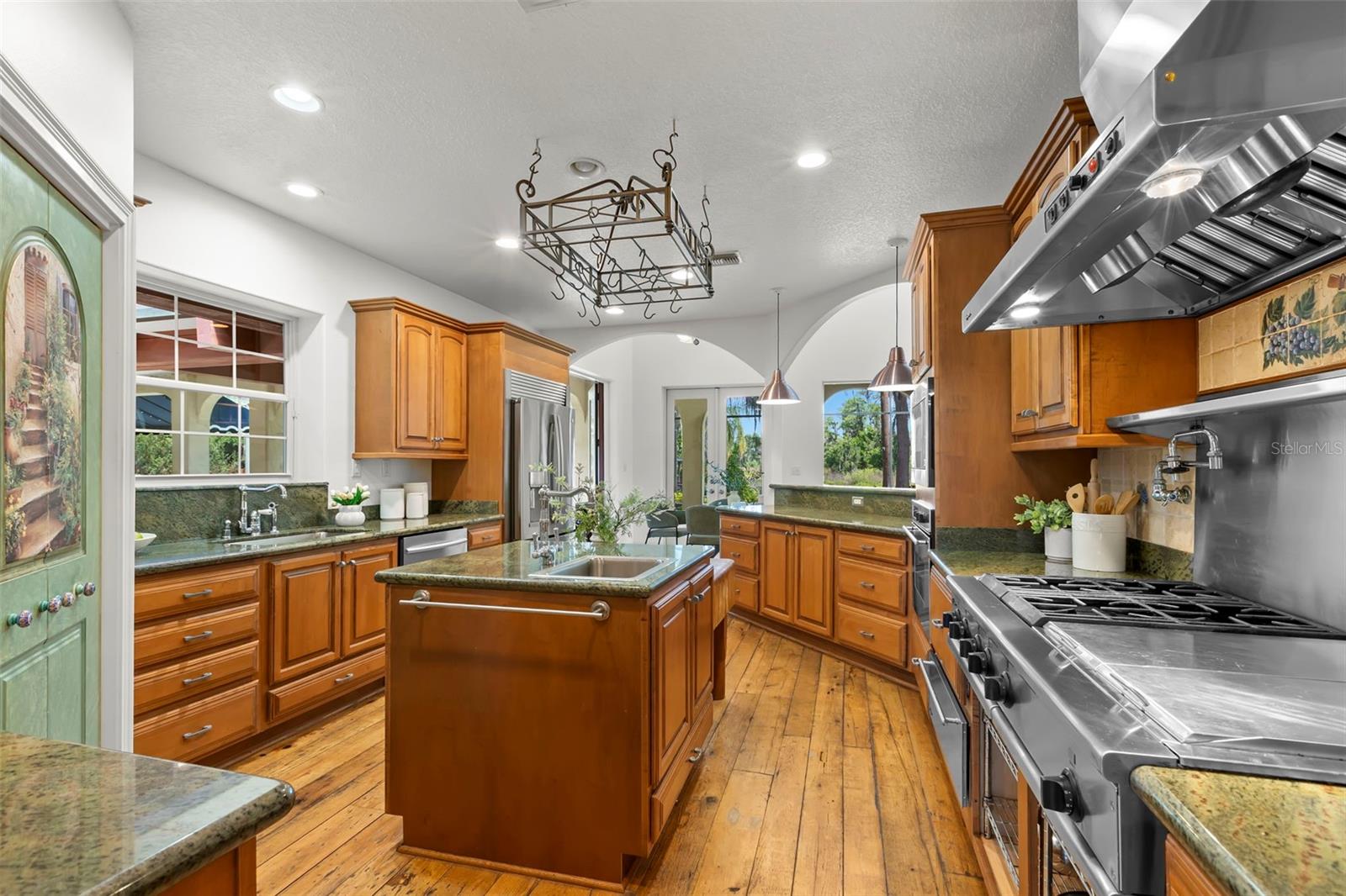 Image 26 of 66 For 19229 Blount Road