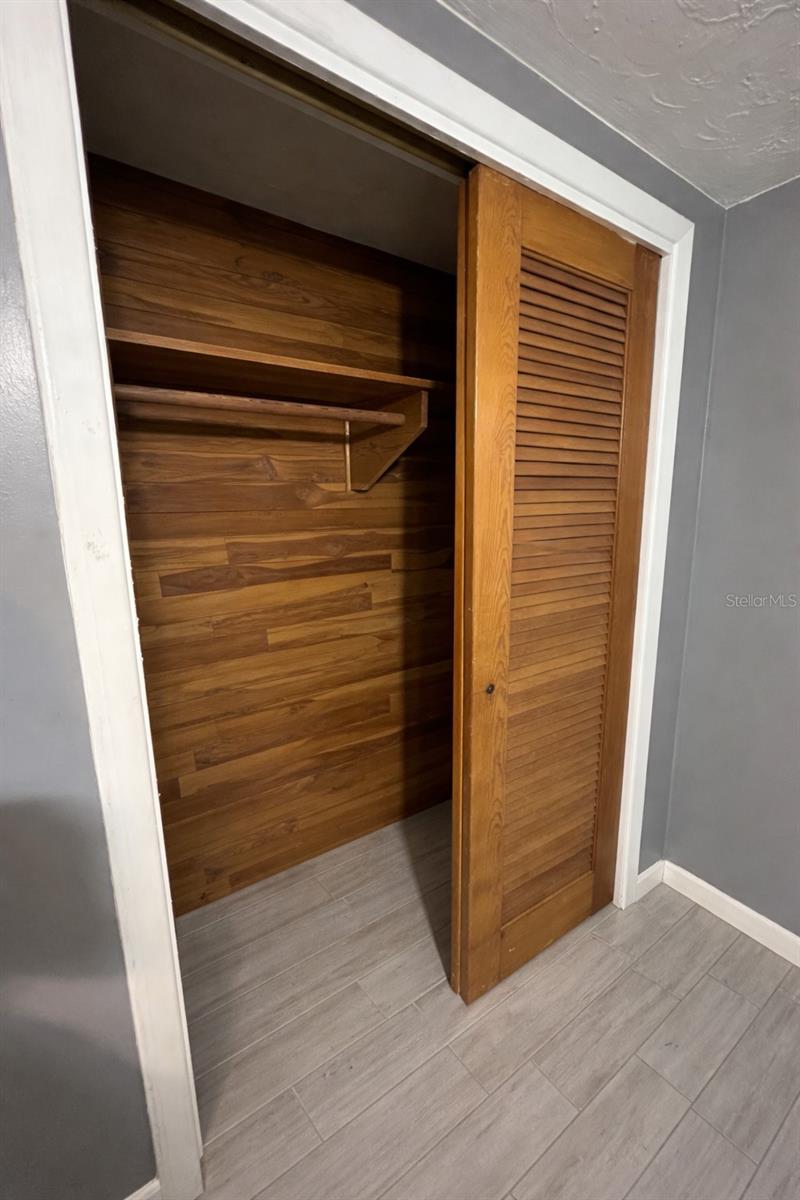 Image 11 of 17 For 3811 Cedarwood Drive