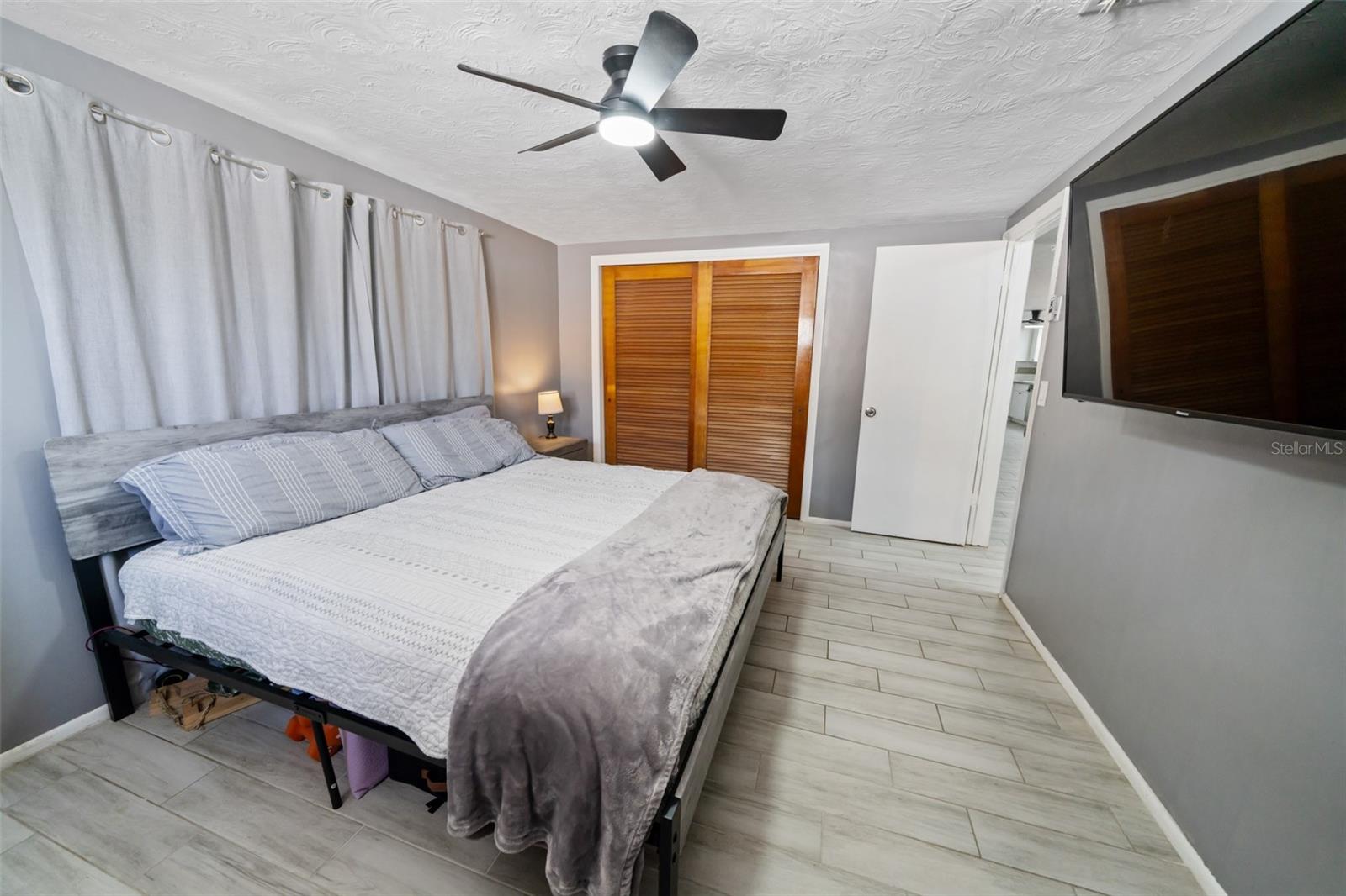 Image 9 of 17 For 3811 Cedarwood Drive