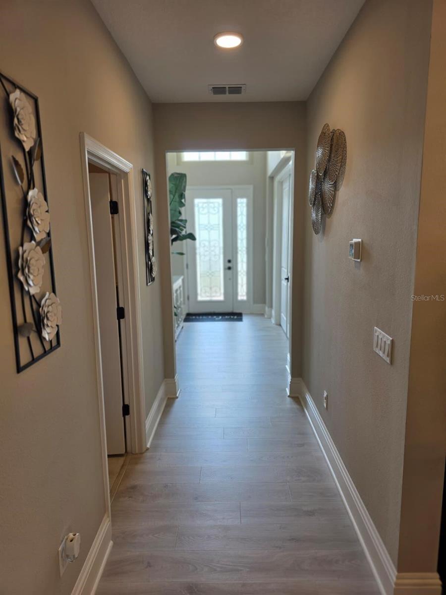 Image 30 of 37 For 7520 Greenheart Court