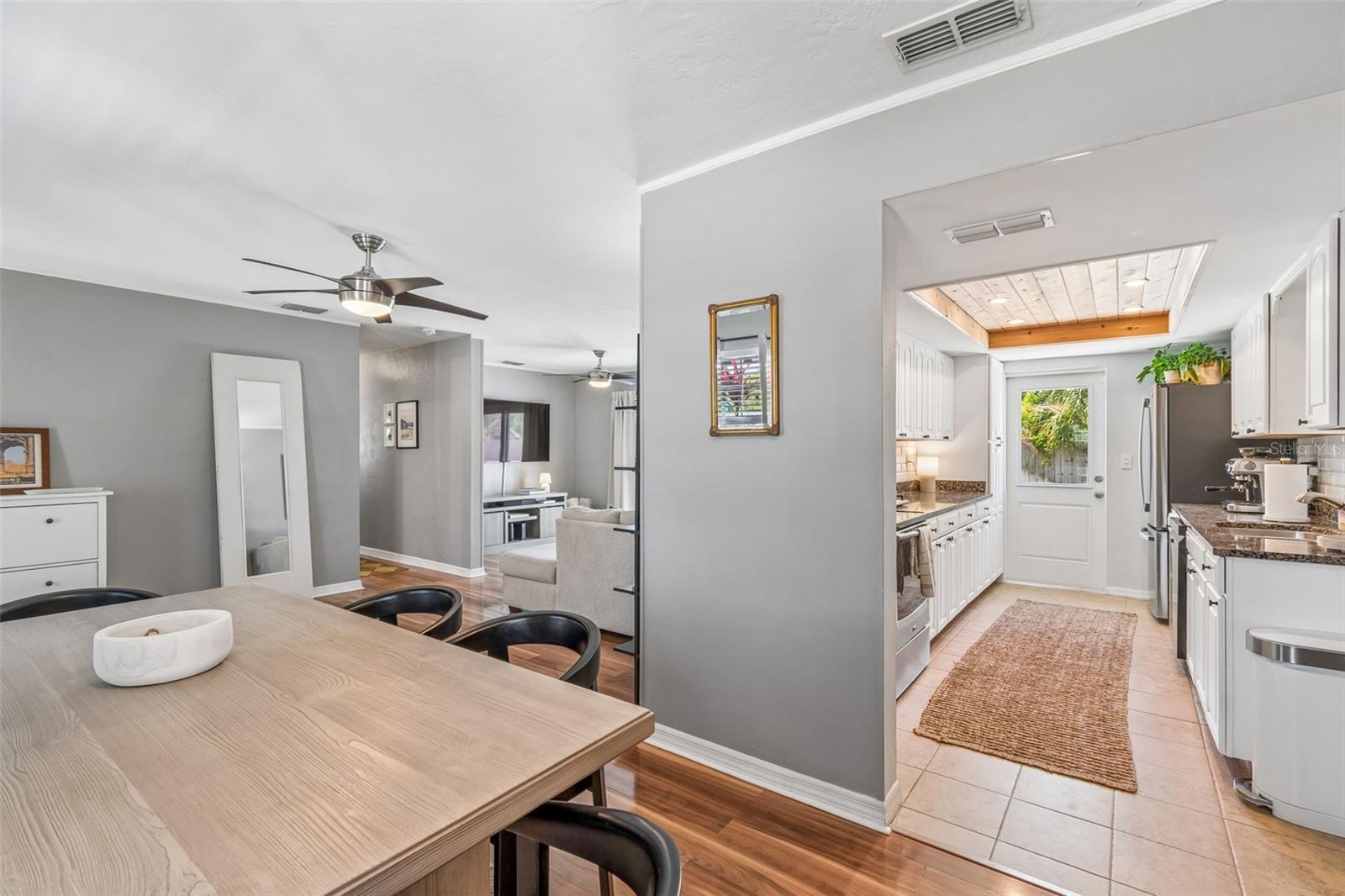 Image 13 of 31 For 4100 Tyson Avenue