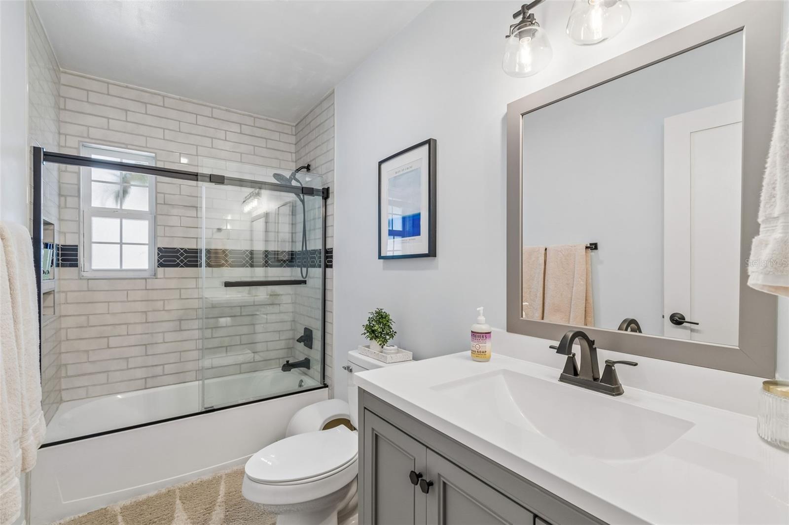 Image 26 of 31 For 4100 Tyson Avenue