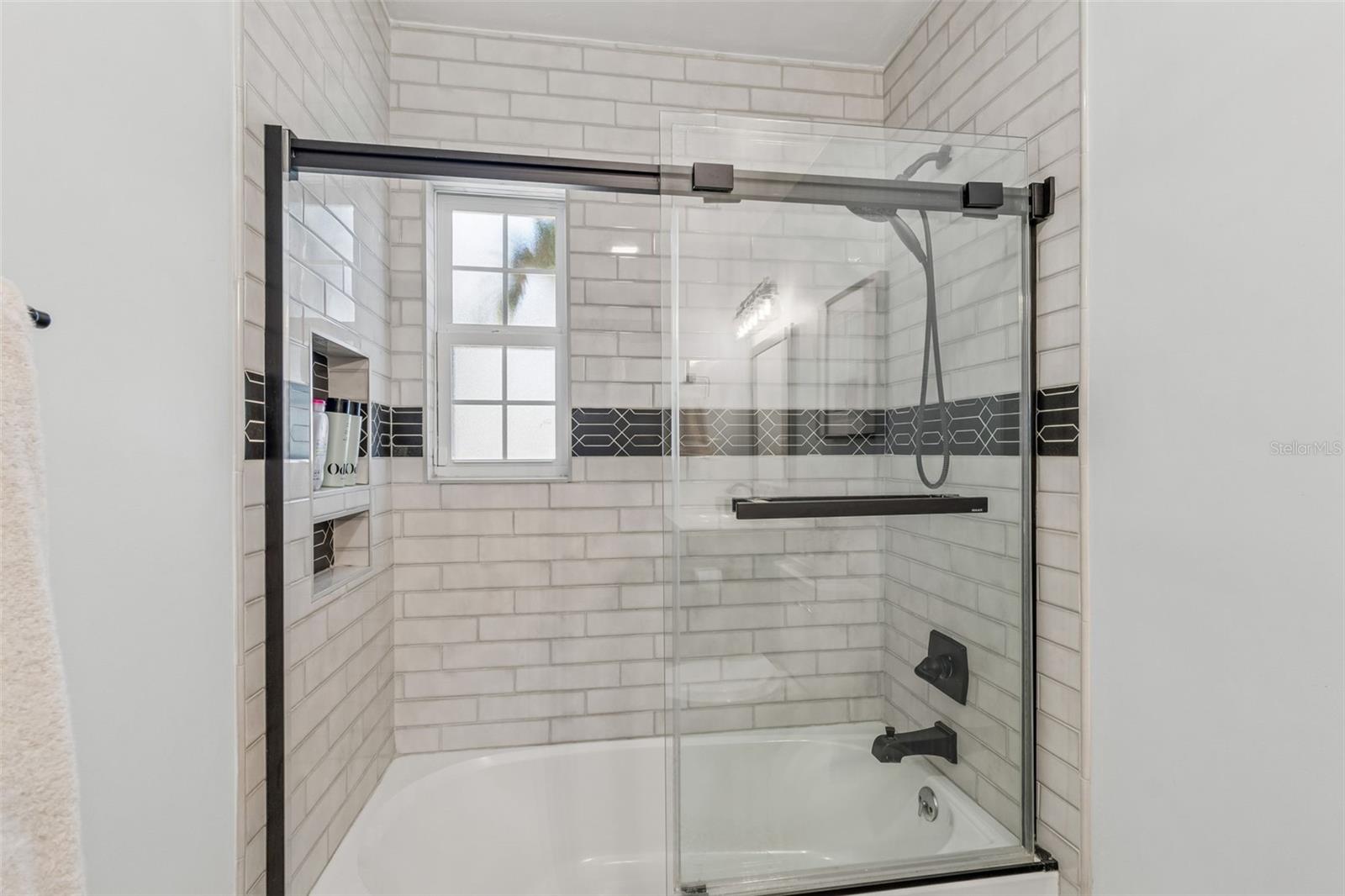 Image 27 of 31 For 4100 Tyson Avenue