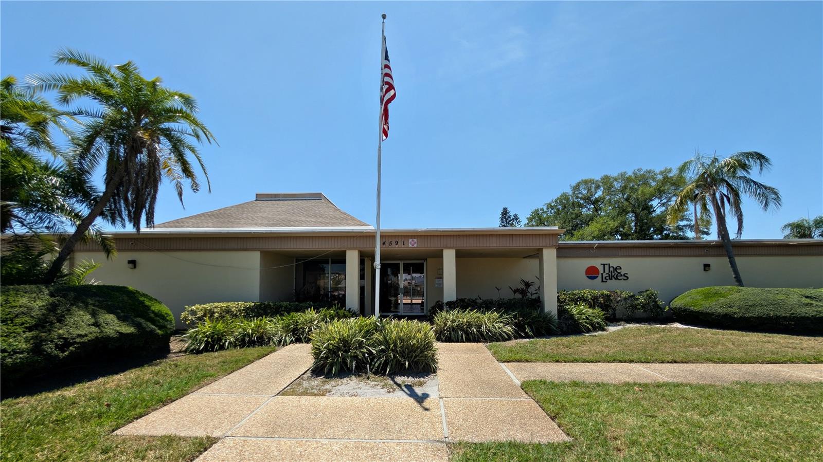 Image 8 of 8 For 4758 Lake Villa Drive