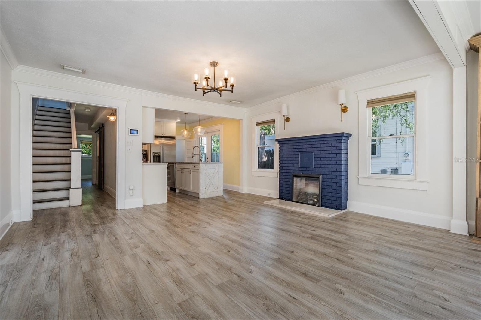 Image 14 of 56 For 4109 Seminole Avenue