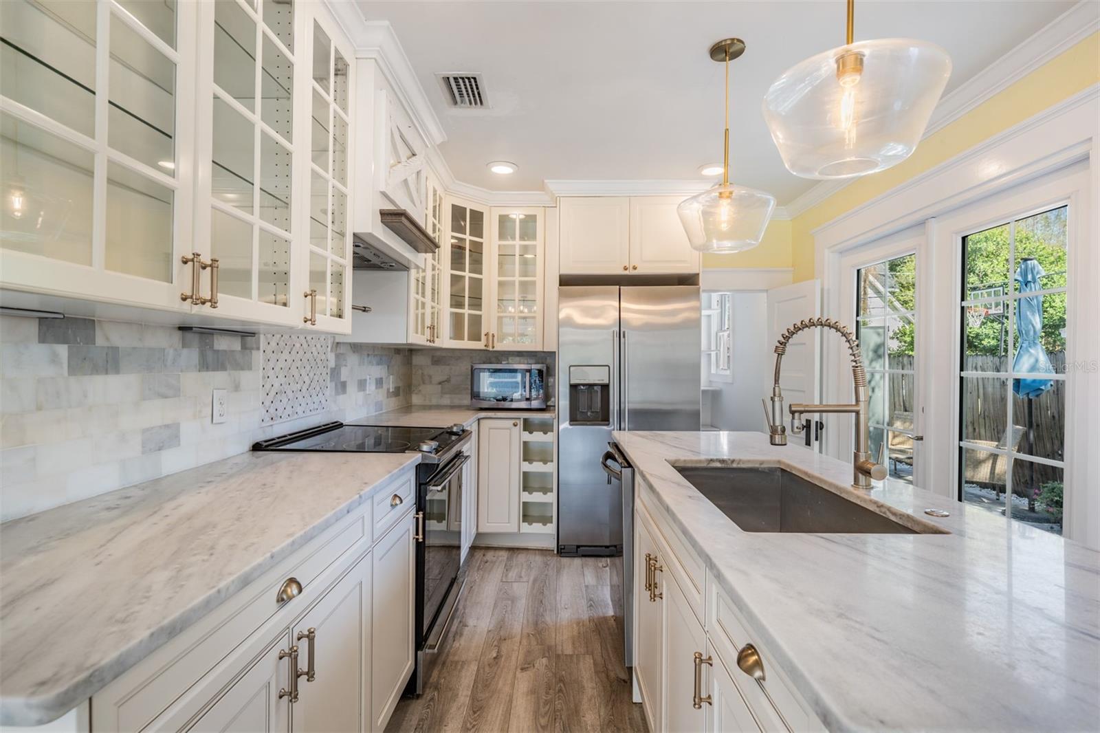 Image 18 of 56 For 4109 Seminole Avenue