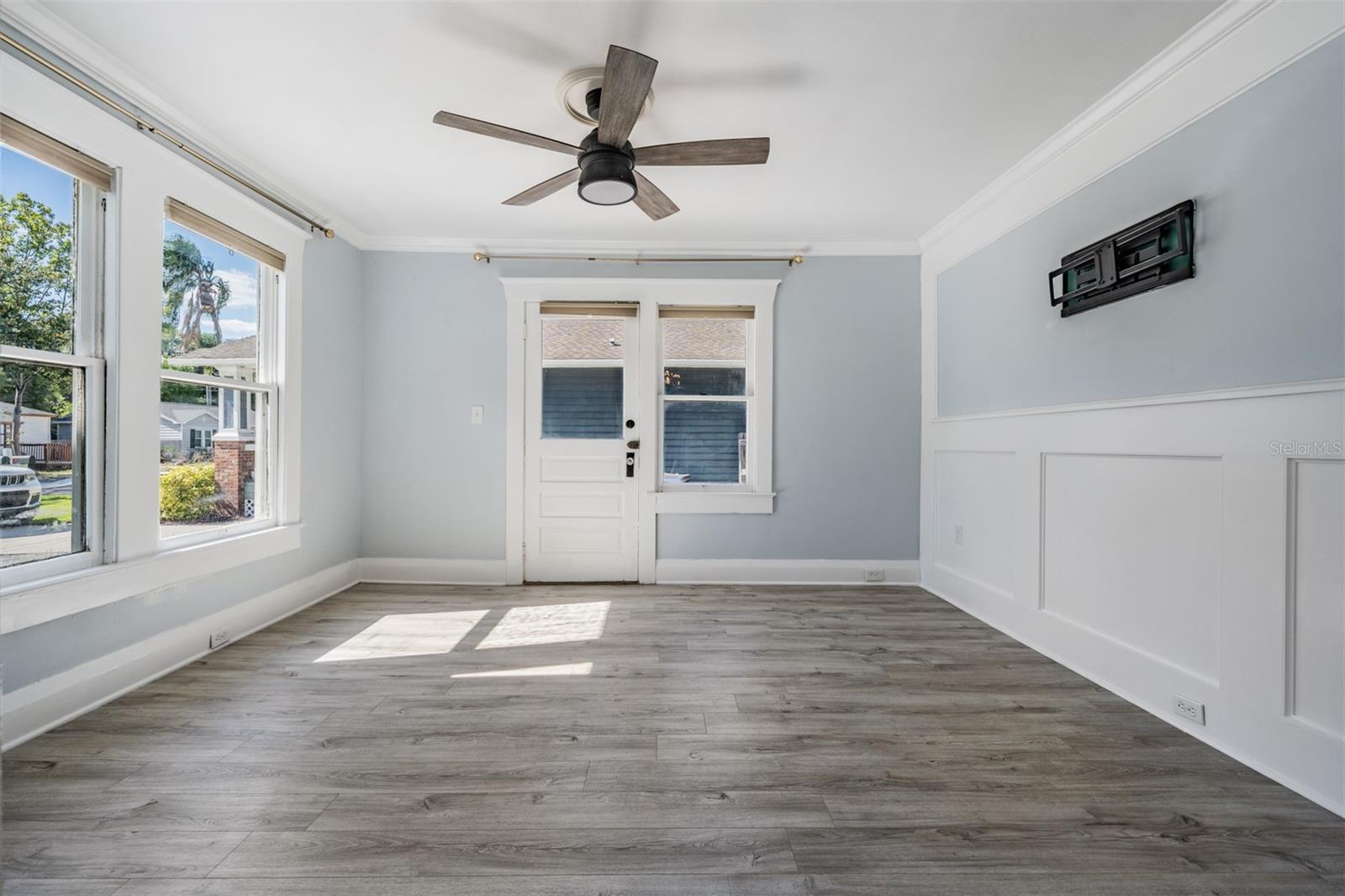 Image 24 of 56 For 4109 Seminole Avenue