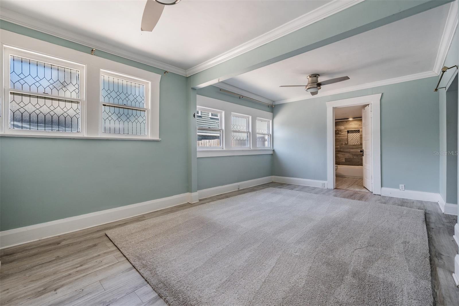 Image 28 of 56 For 4109 Seminole Avenue