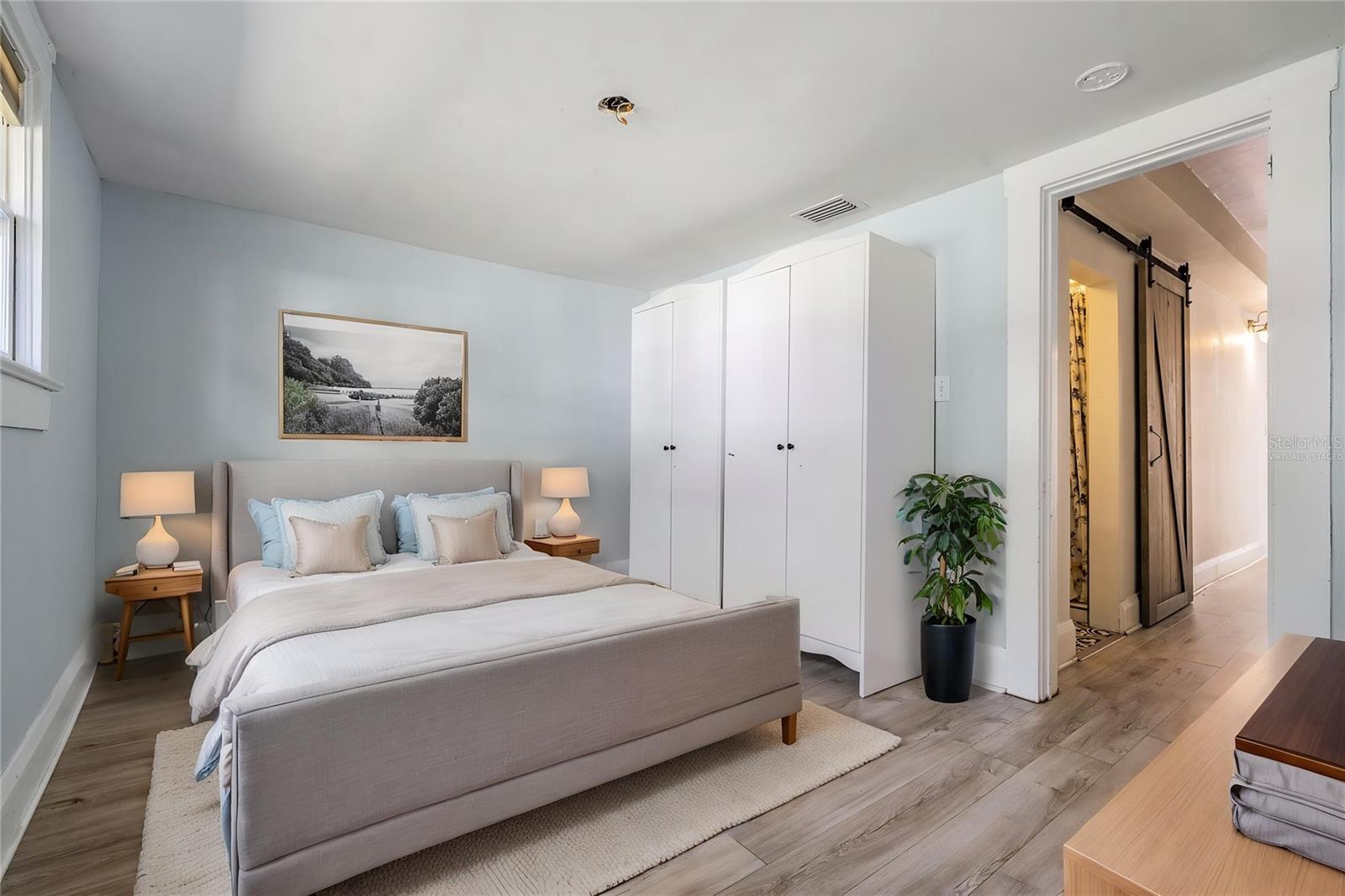 Image 41 of 56 For 4109 Seminole Avenue