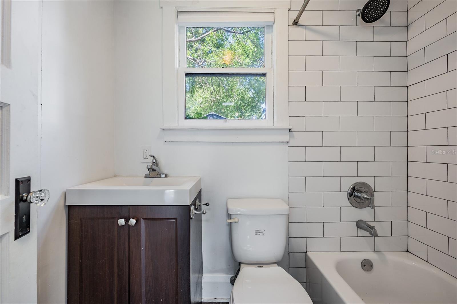 Image 52 of 56 For 4109 Seminole Avenue