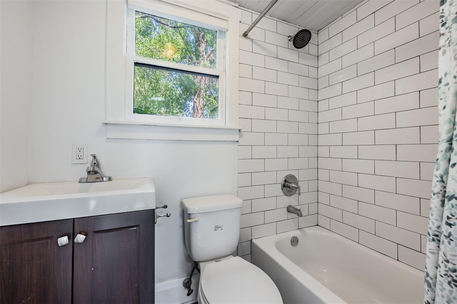 Image 53 of 56 For 4109 Seminole Avenue