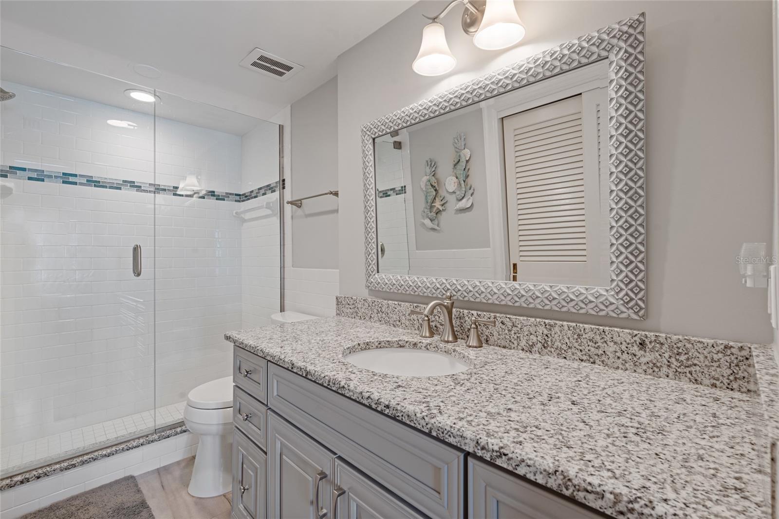 Image 25 of 31 For 4950 Gulf Boulevard 605