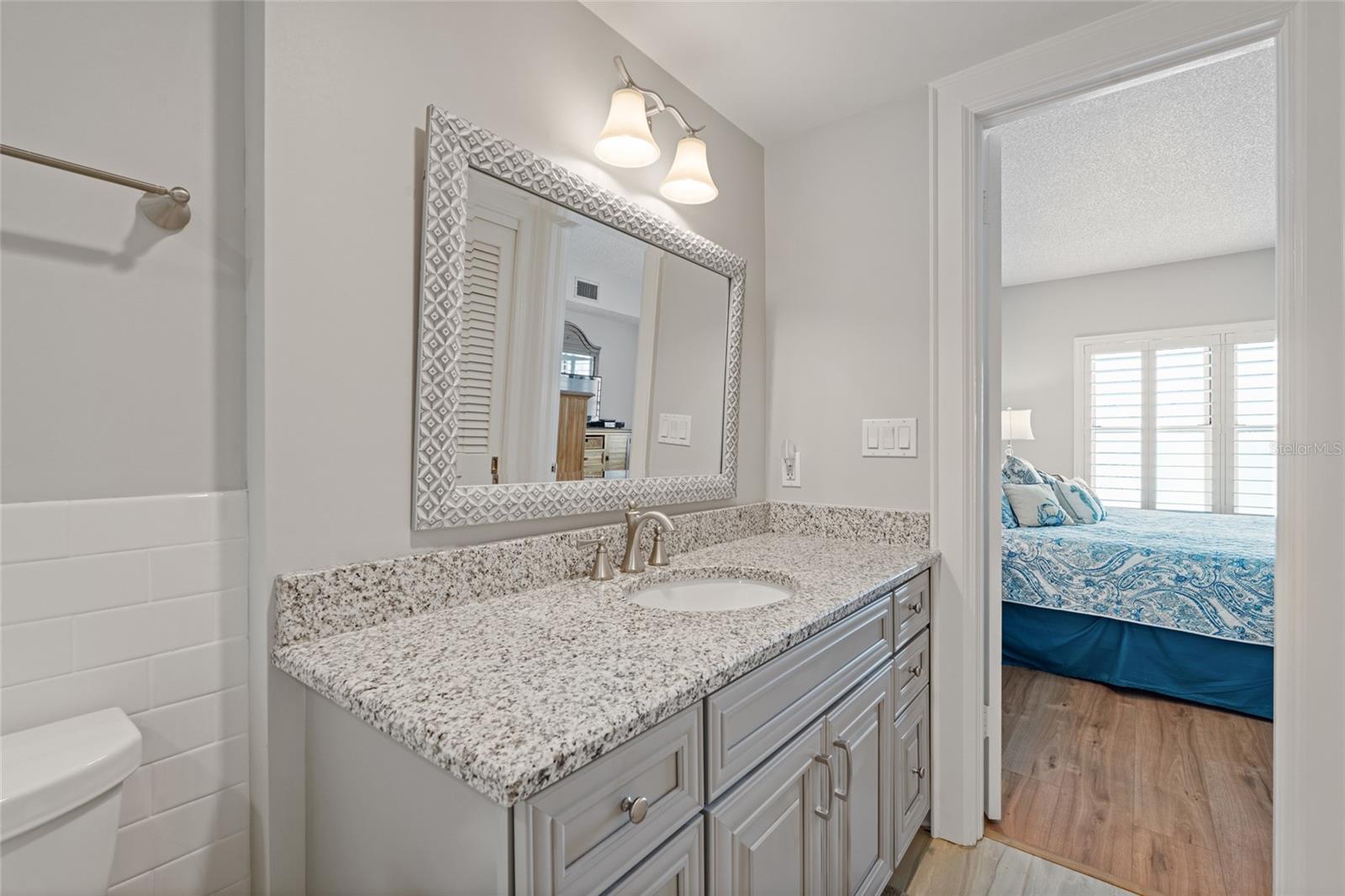 Image 26 of 31 For 4950 Gulf Boulevard 605