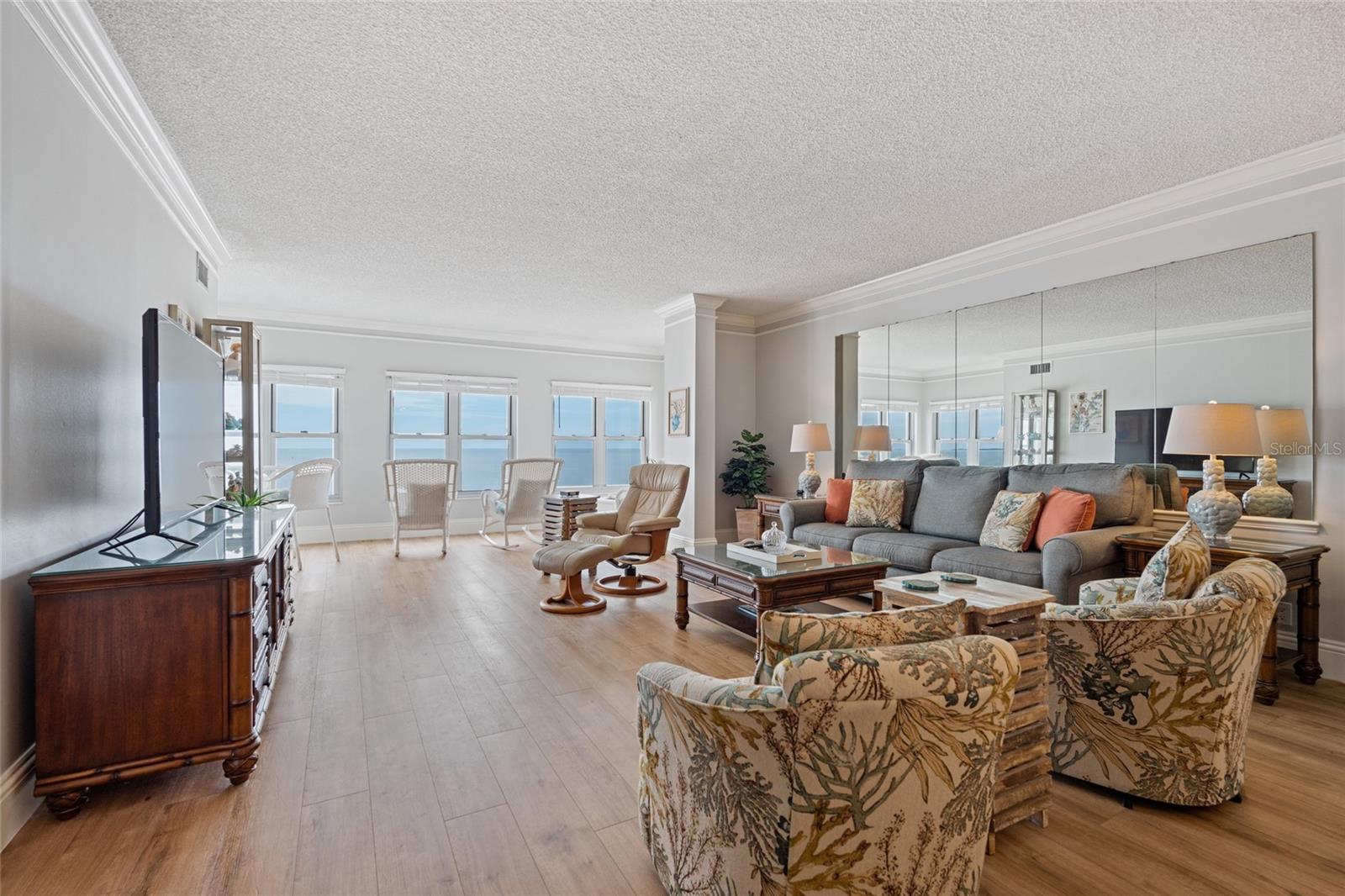 Image 8 of 31 For 4950 Gulf Boulevard 605