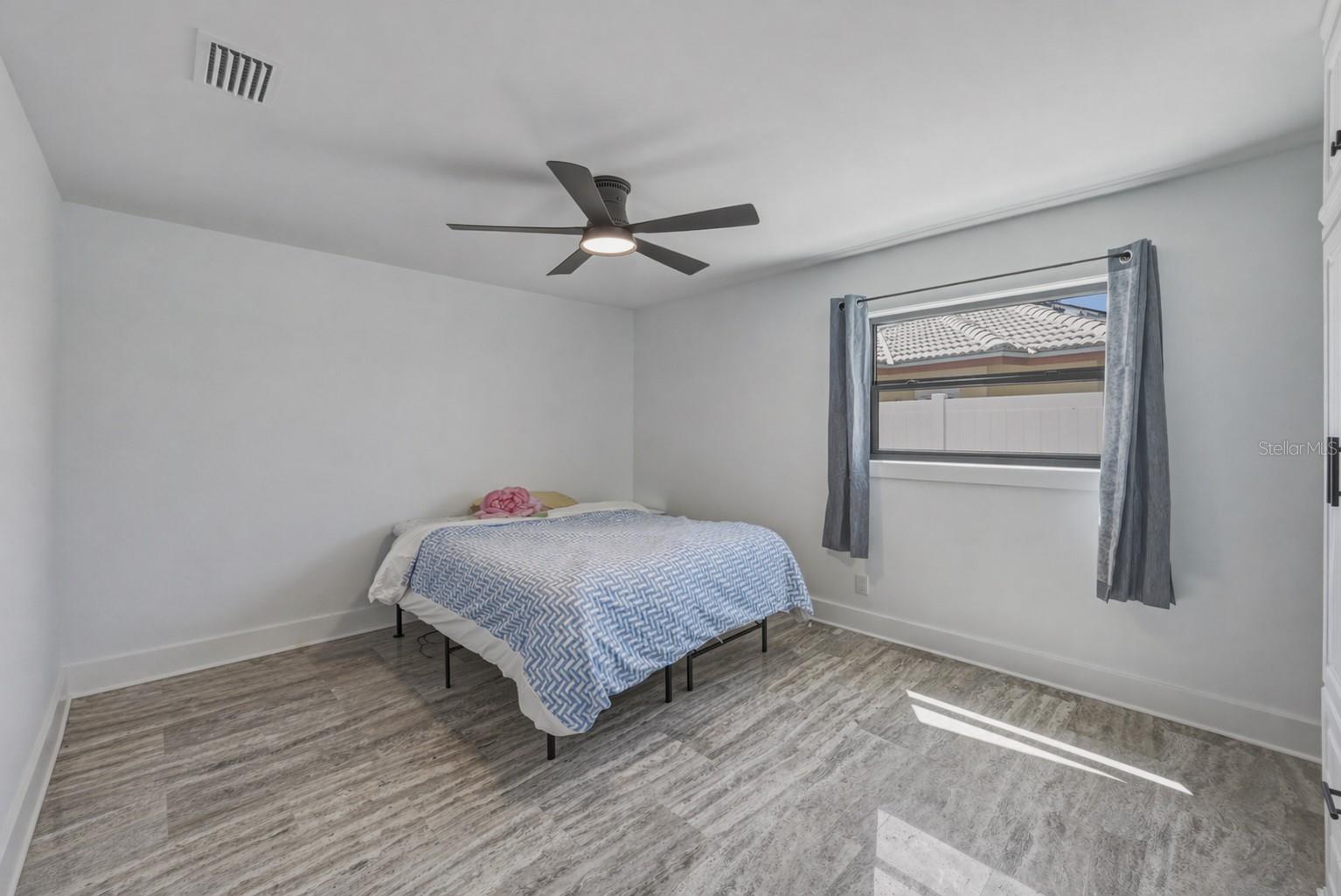 Image 30 of 70 For 4201 37th Street S