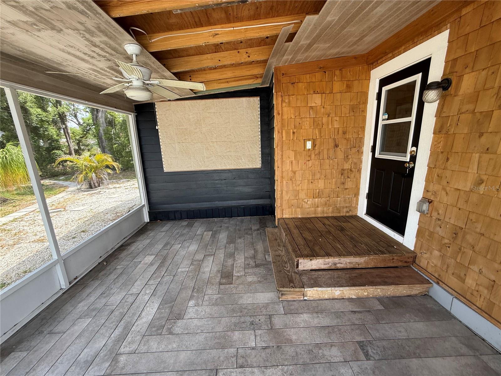 Image 16 of 25 For 2722 9th Avenue W