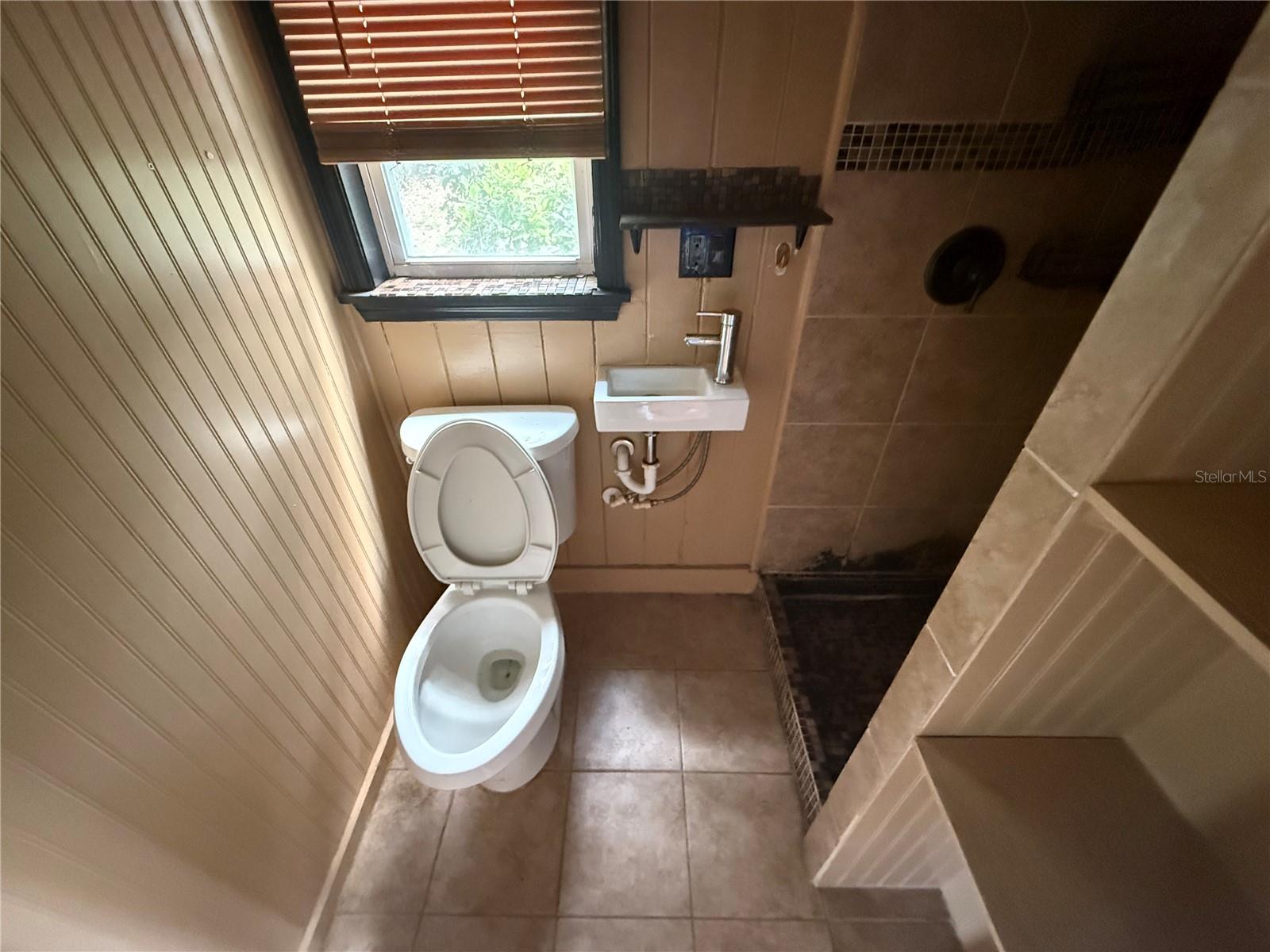 Image 25 of 25 For 2722 9th Avenue W