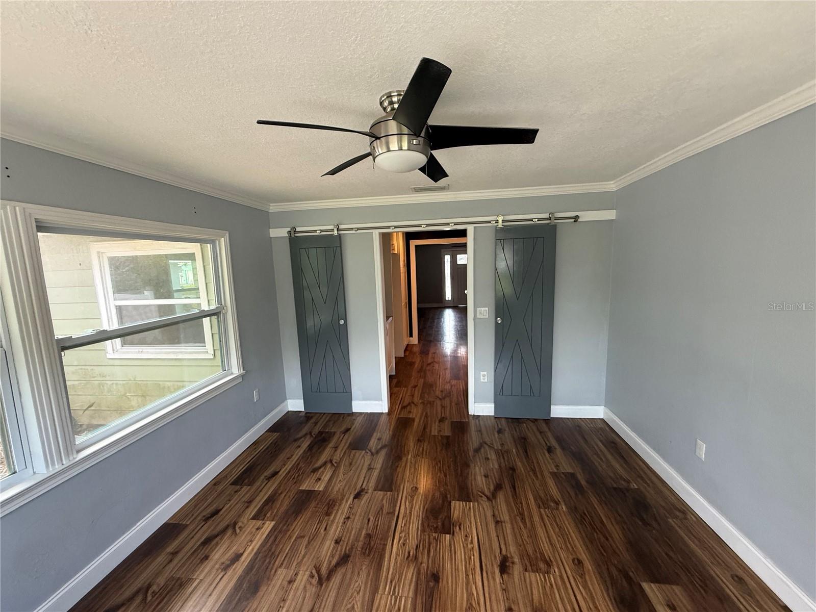 Image 8 of 25 For 2722 9th Avenue W