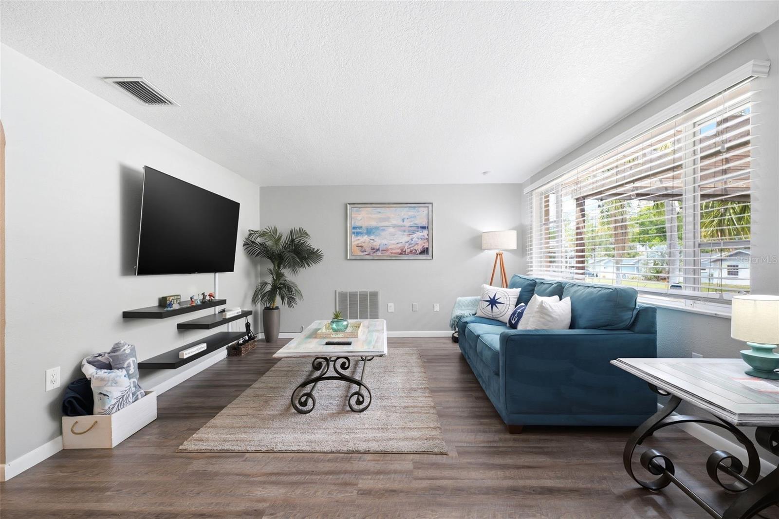 Image 6 of 69 For 51 Cypress Drive