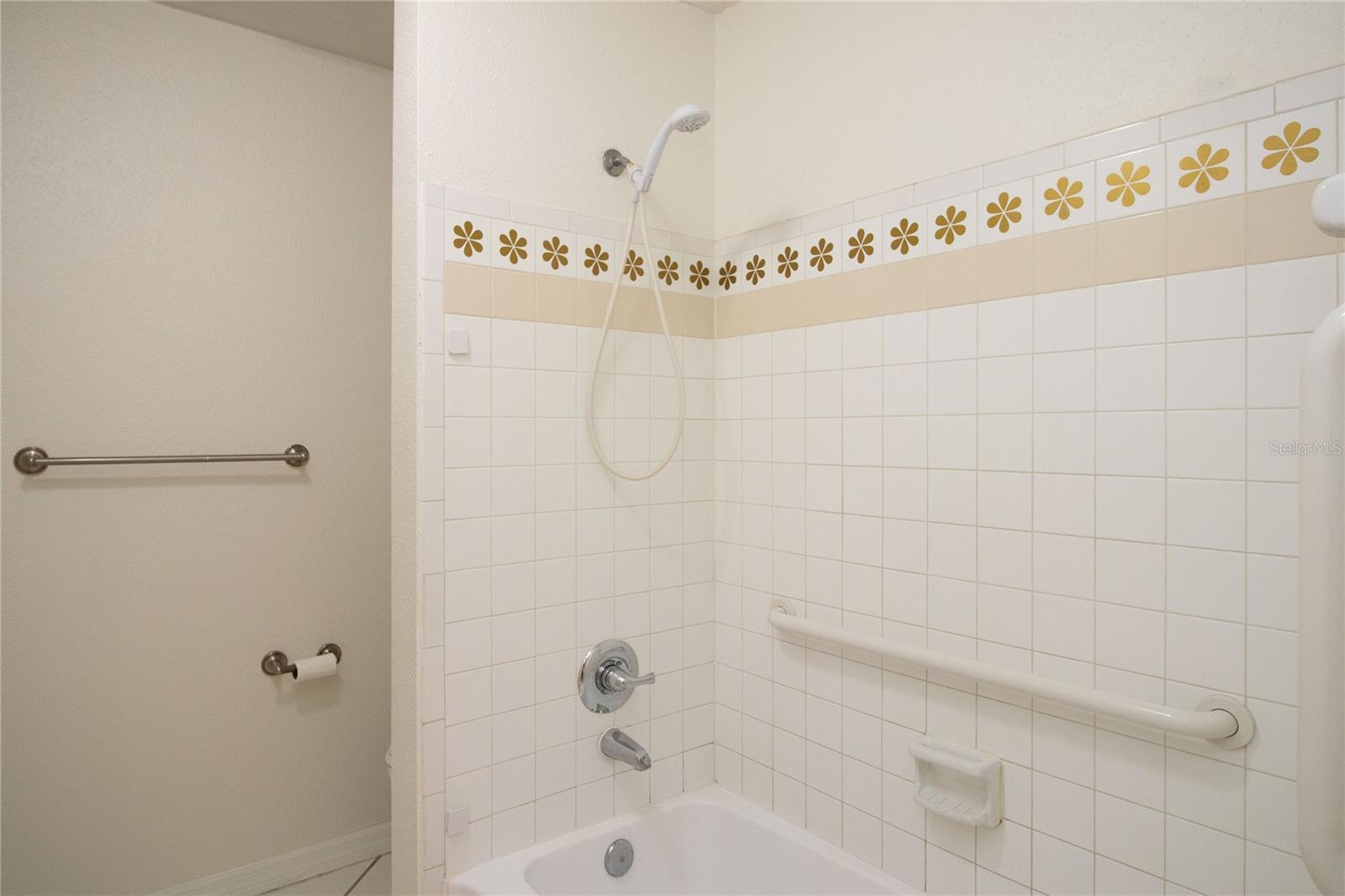 Image 23 of 48 For 9100 Dr Martin Luther King Jr Street N 1507