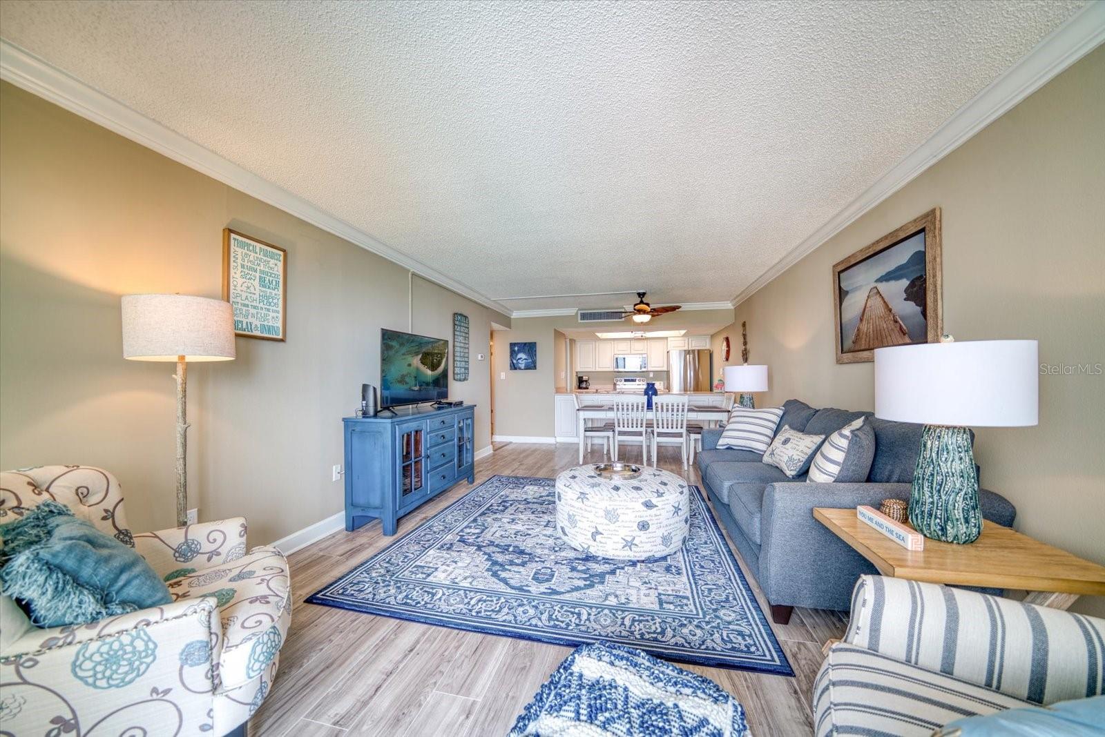 Image 6 of 37 For 450 Gulfview Boulevard 704