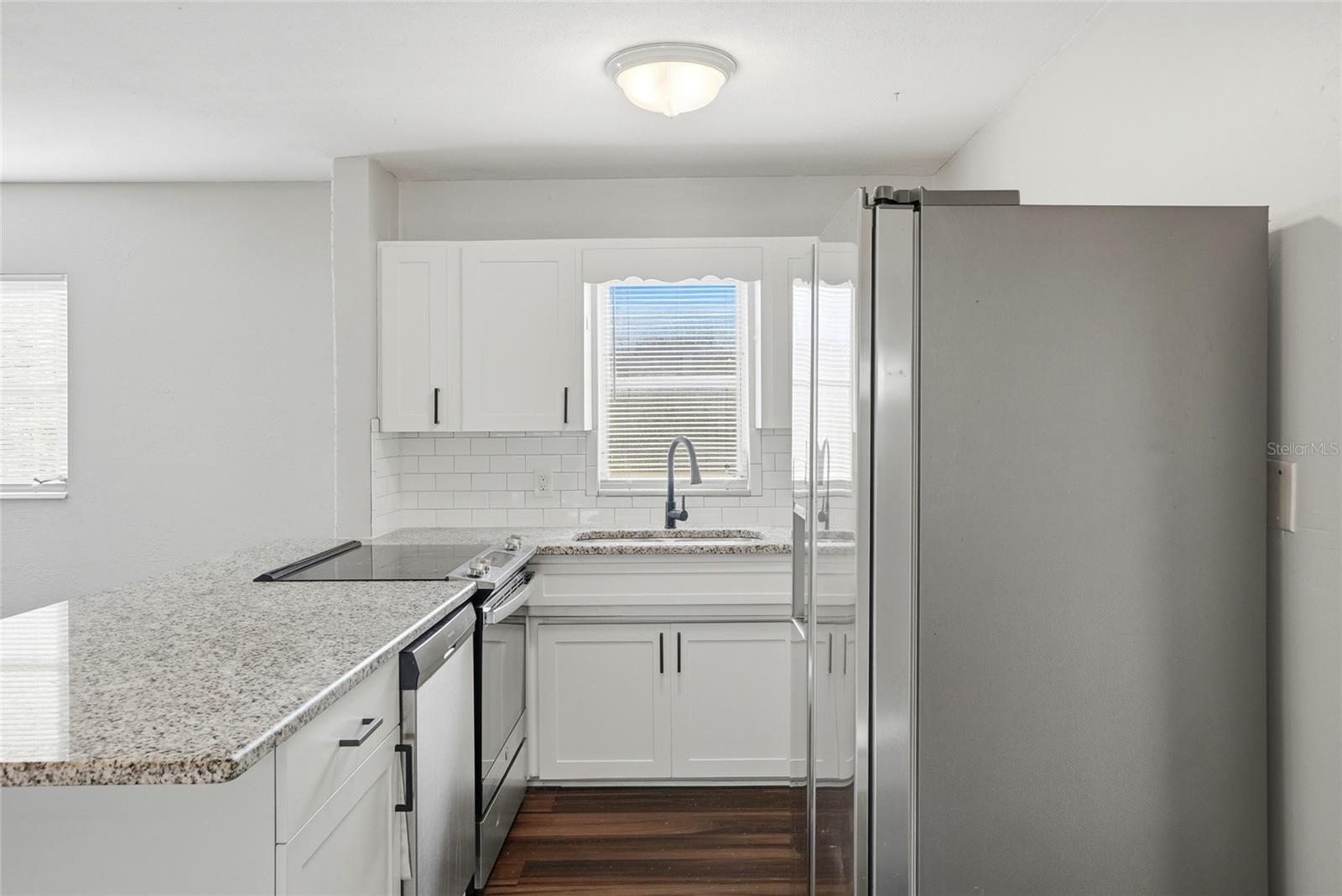 Image 14 of 34 For 5211 7th Avenue N