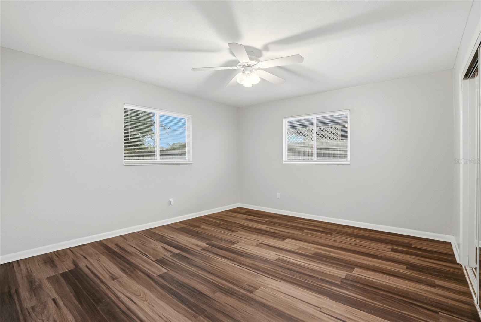 Image 19 of 34 For 5211 7th Avenue N