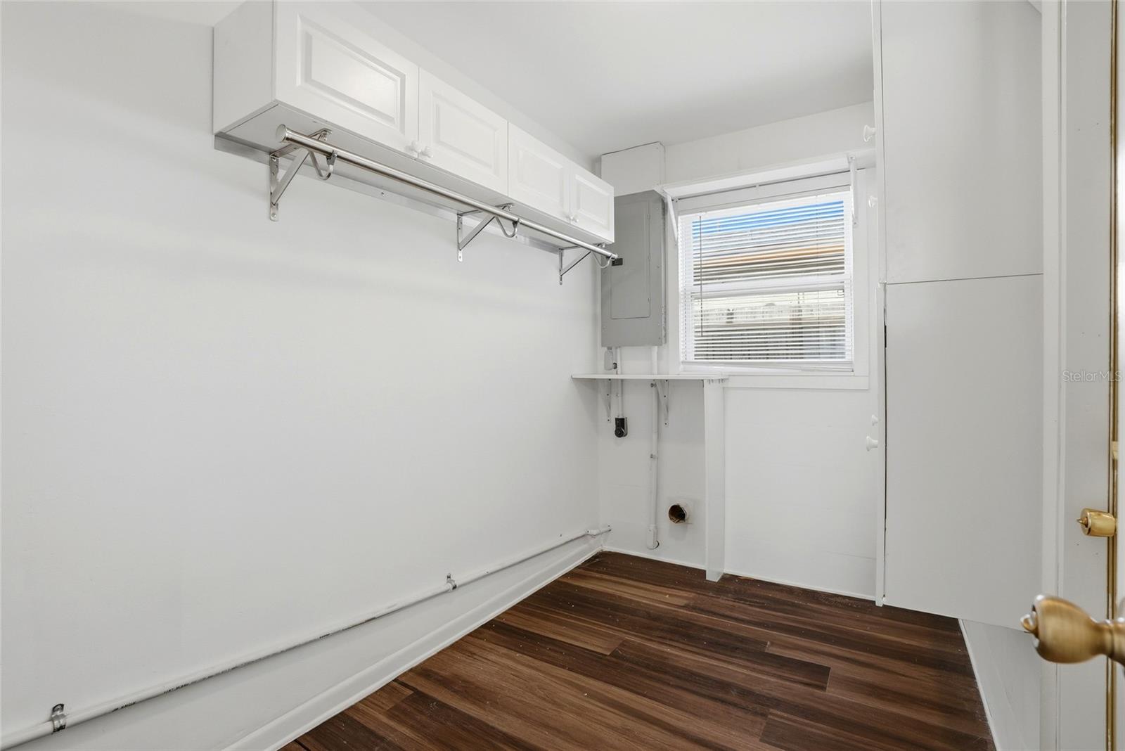 Image 23 of 34 For 5211 7th Avenue N